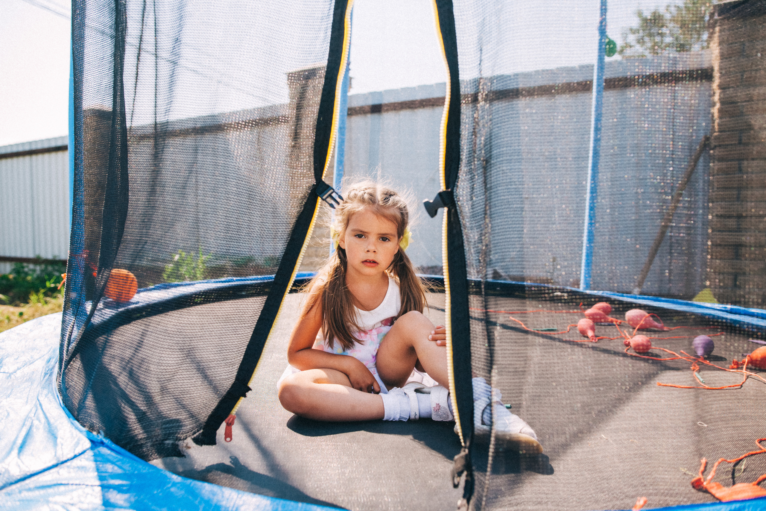 Есении 5 лет. ДР на даче. Семейный фотограф, фотограф родов, репортажей фотограф в Санкт-Петербу