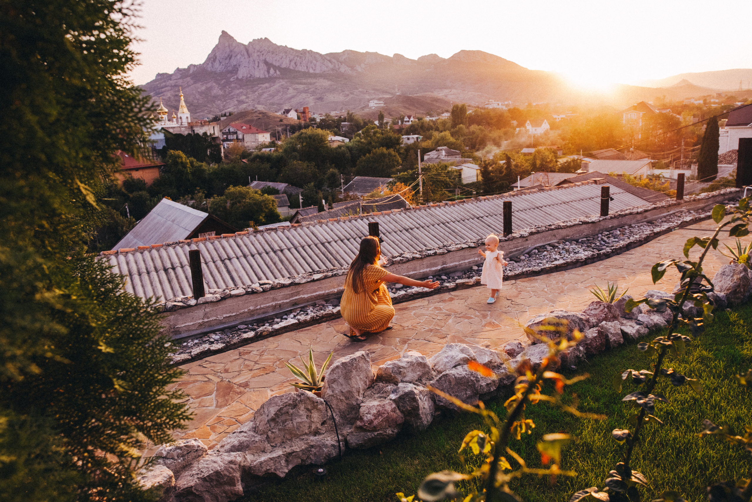 Маша и Соня. Отпуск в Крыму. Семейный фотограф, фотограф родов, репортажей фотограф в Санкт-Петербу