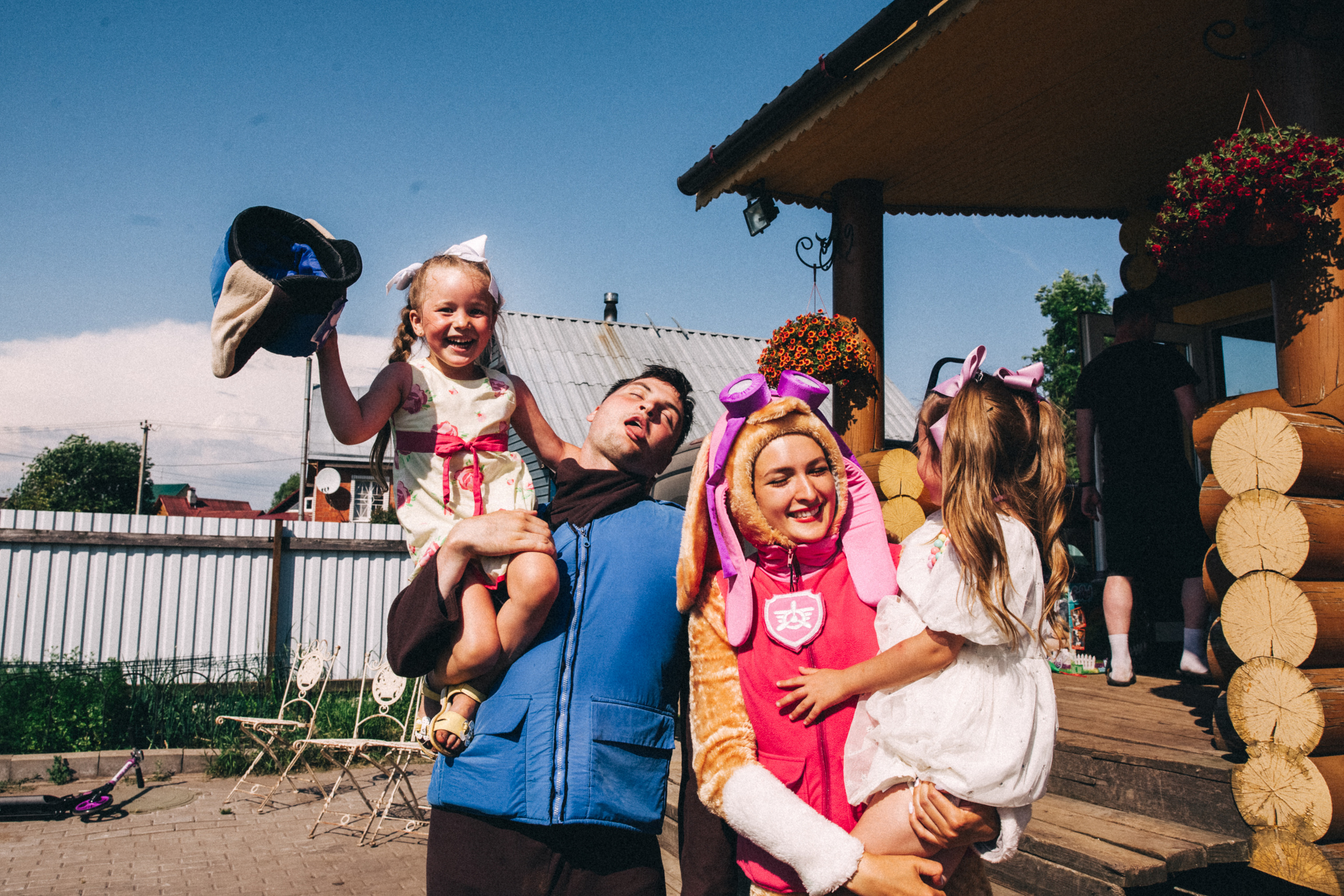 Есении 5 лет. ДР на даче. Семейный фотограф, фотограф родов, репортажей фотограф в Санкт-Петербу