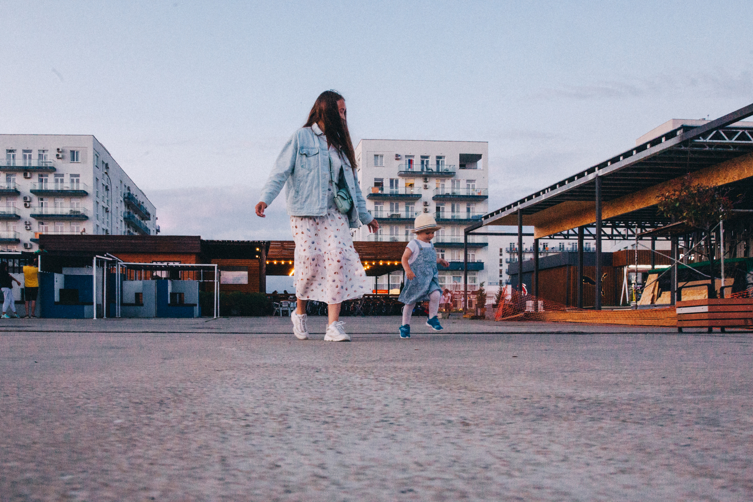 Вася, Маша, Соня. Отпуск в Адлере. Семейный фотограф, фотограф родов, репортажей фотограф в Санкт-Петербу