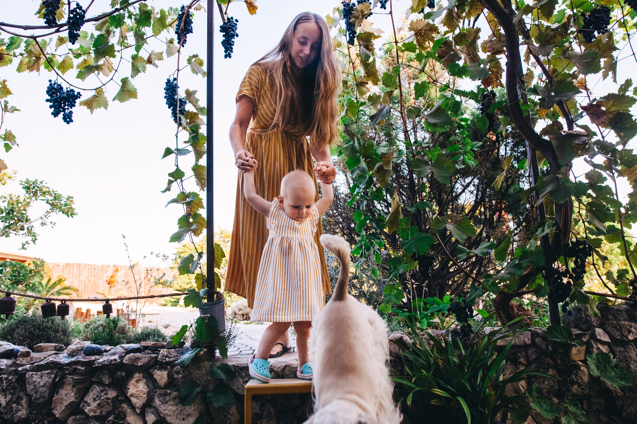 Маша и Соня. Отпуск в Крыму. Семейный фотограф, фотограф родов, репортажей фотограф в Санкт-Петербу