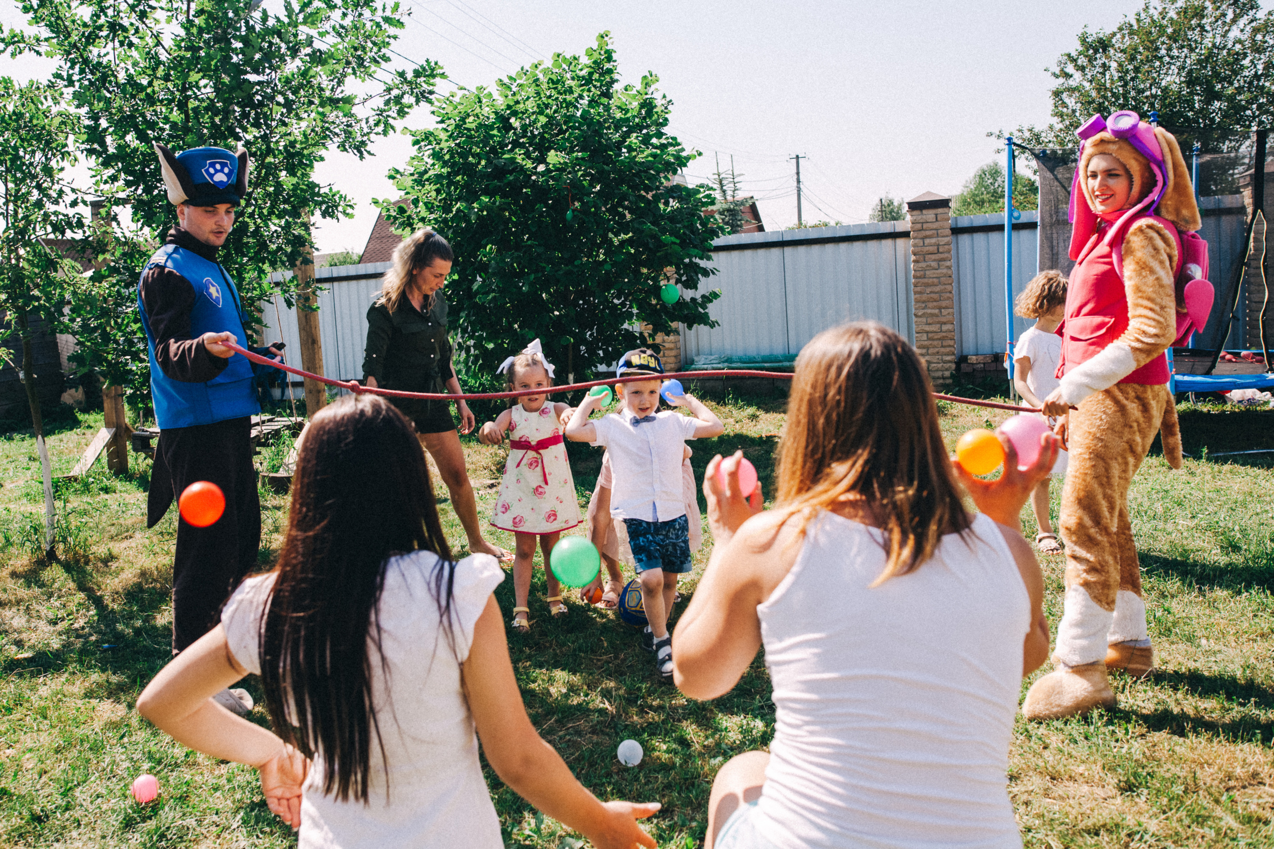 Есении 5 лет. ДР на даче. Семейный фотограф, фотограф родов, репортажей фотограф в Санкт-Петербу