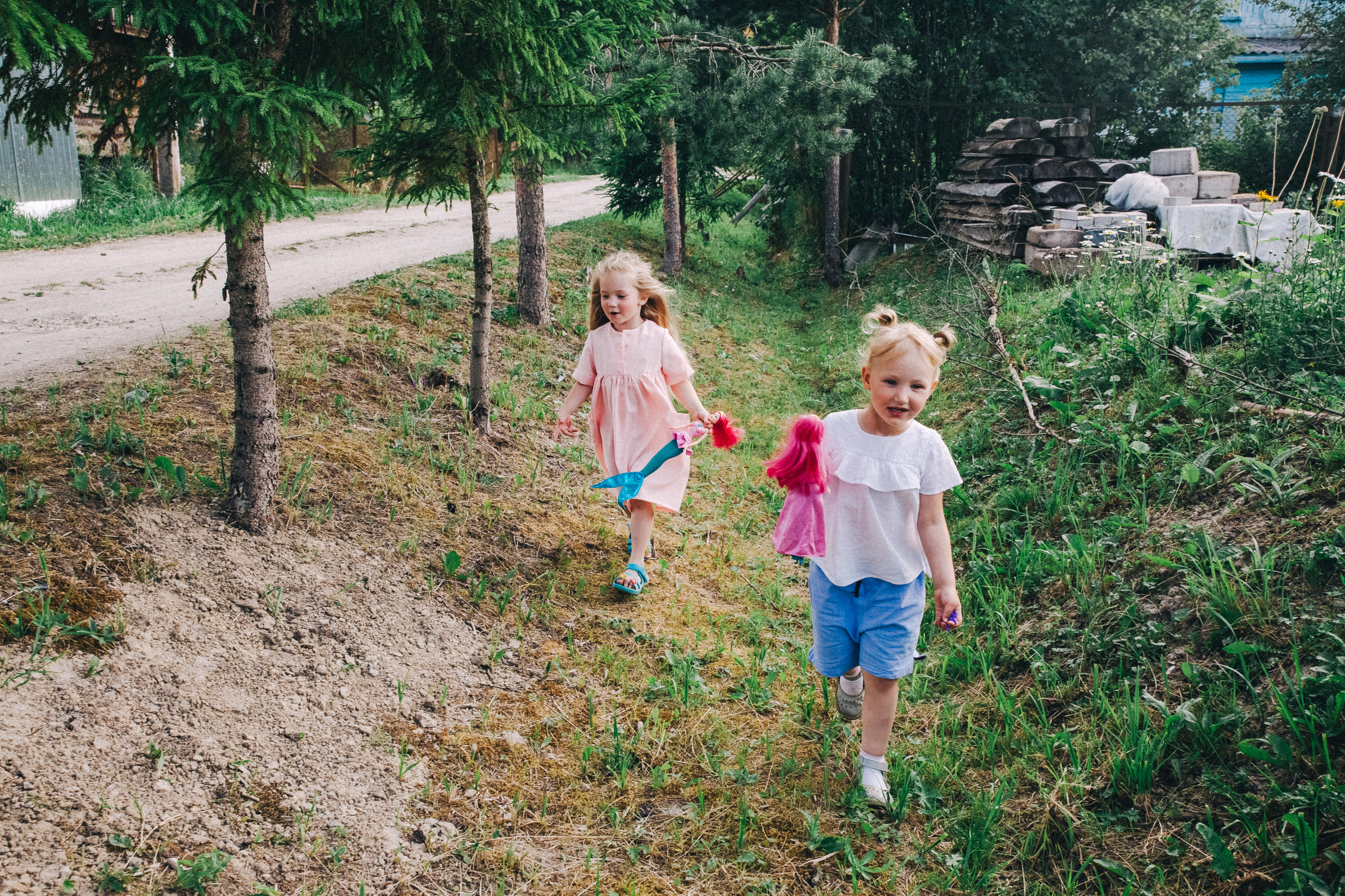 Ульяше 5 лет. Дачный деньрожденский день. Семейный фотограф, фотограф родов, репортажей фотограф в Санкт-Петербу