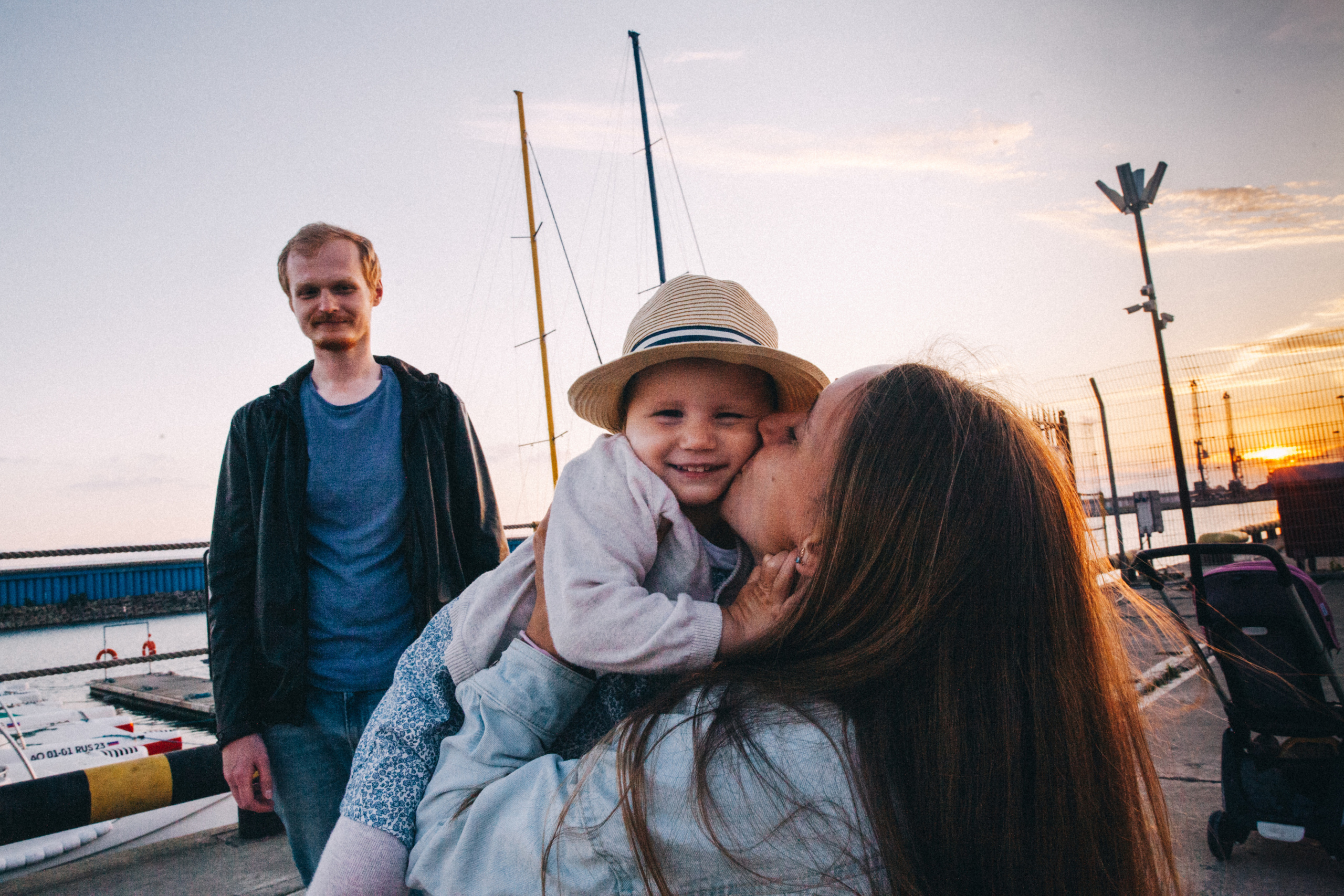 Семейный фотограф, фотограф родов, репортажей фотограф в Санкт-Петербу