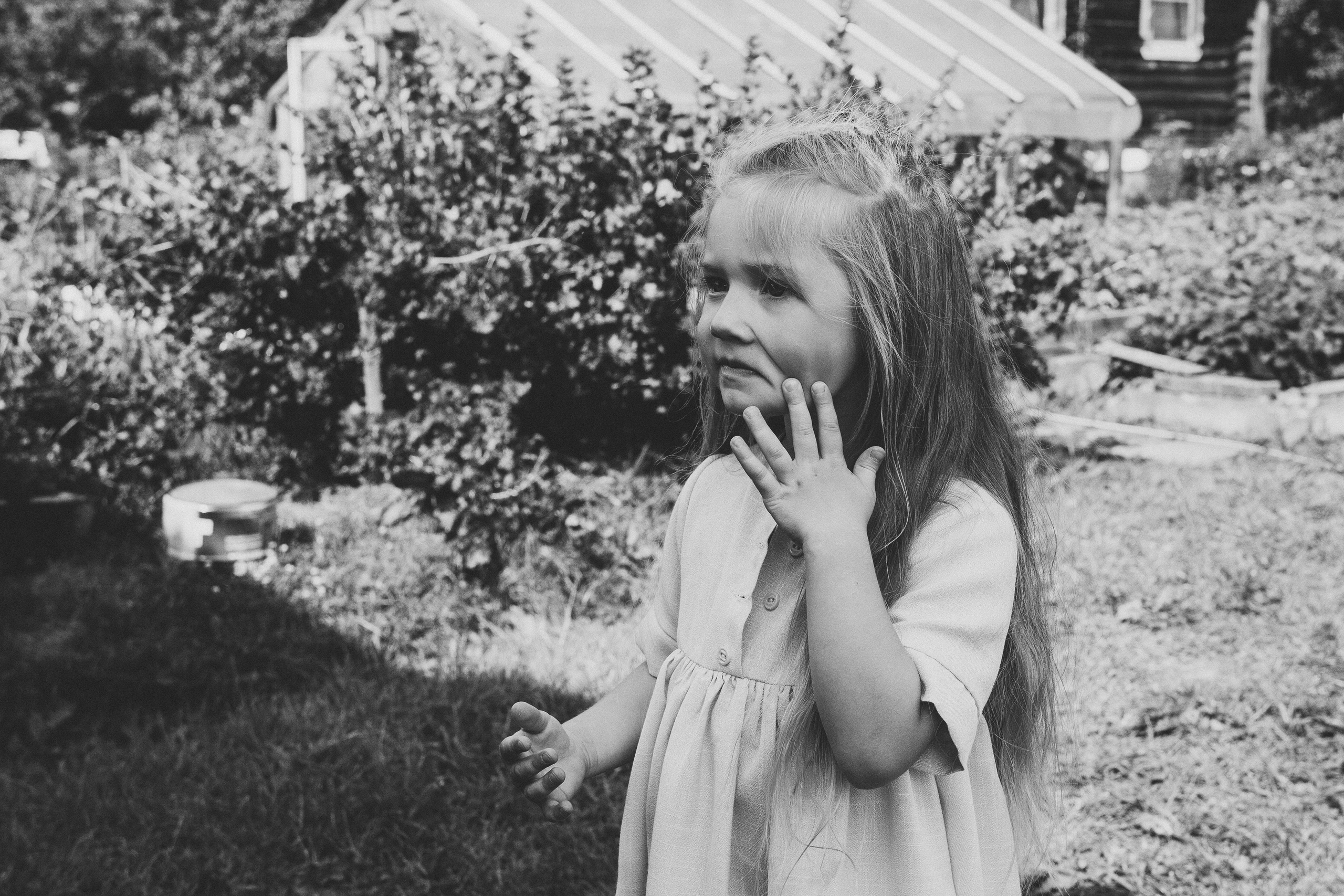 Ульяше 5 лет. Дачный деньрожденский день. Семейный фотограф, фотограф родов, репортажей фотограф в Санкт-Петербу