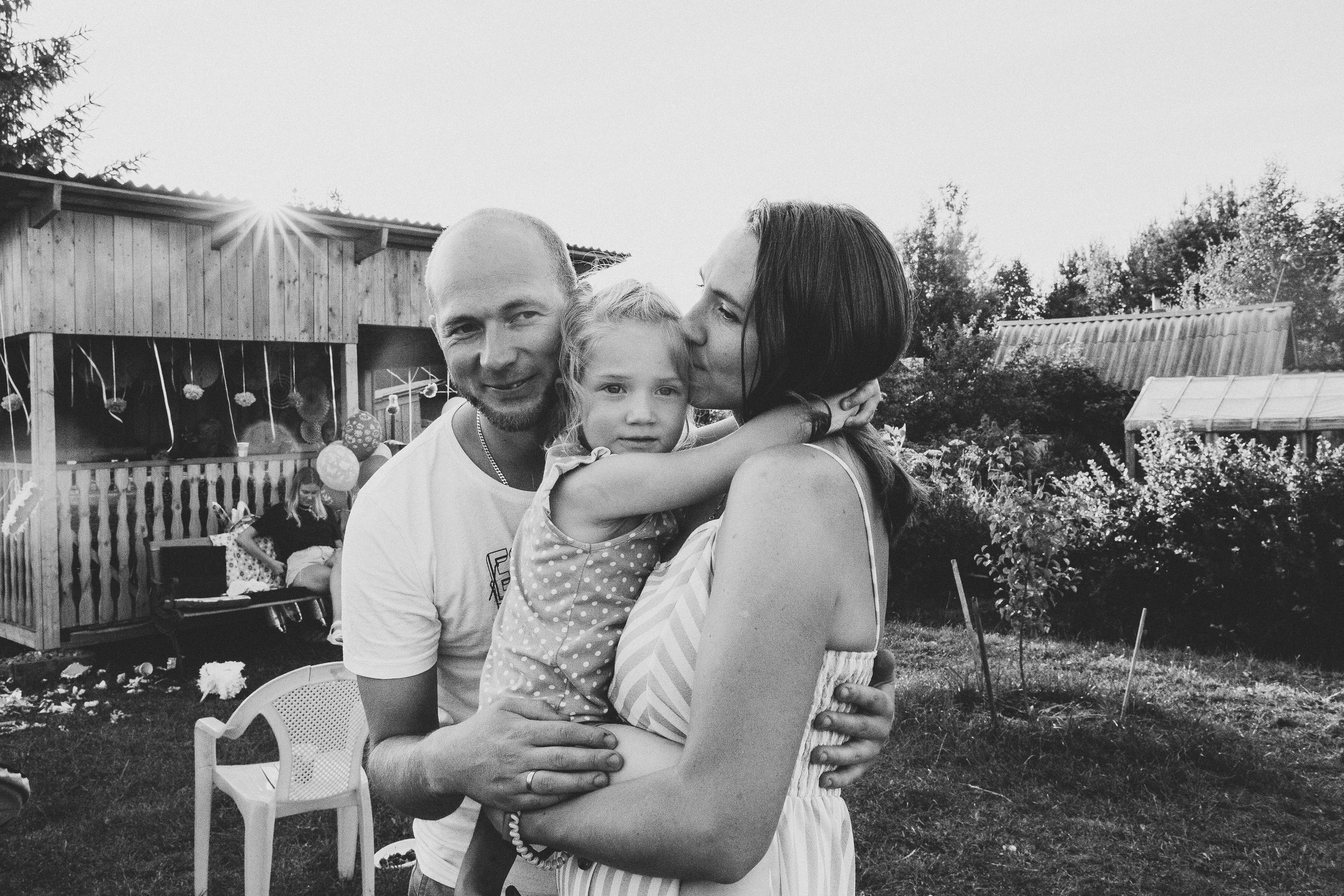 Ульяше 5 лет. Дачный деньрожденский день. Семейный фотограф, фотограф родов, репортажей фотограф в Санкт-Петербу