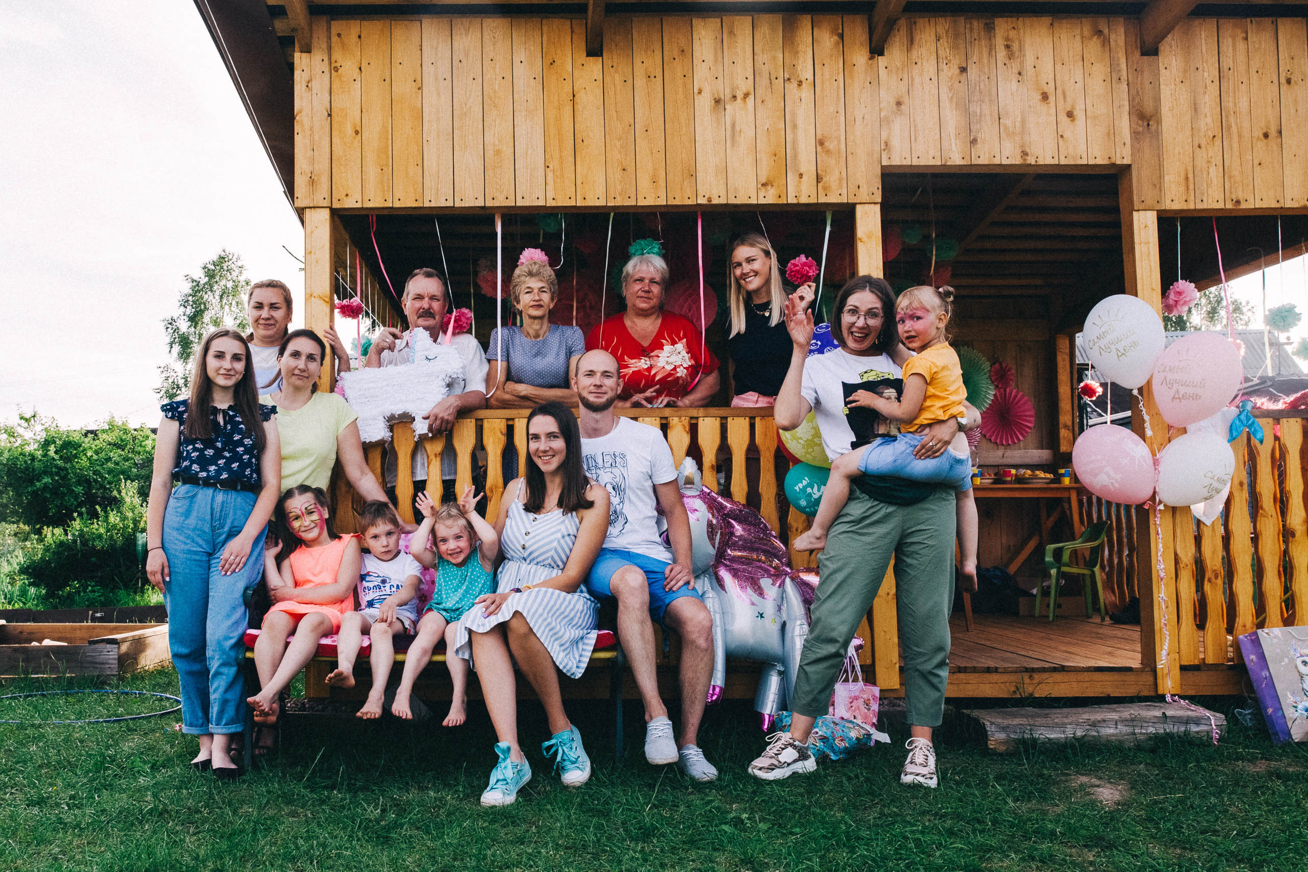 Ульяше 5 лет. Дачный деньрожденский день. Семейный фотограф, фотограф родов, репортажей фотограф в Санкт-Петербу