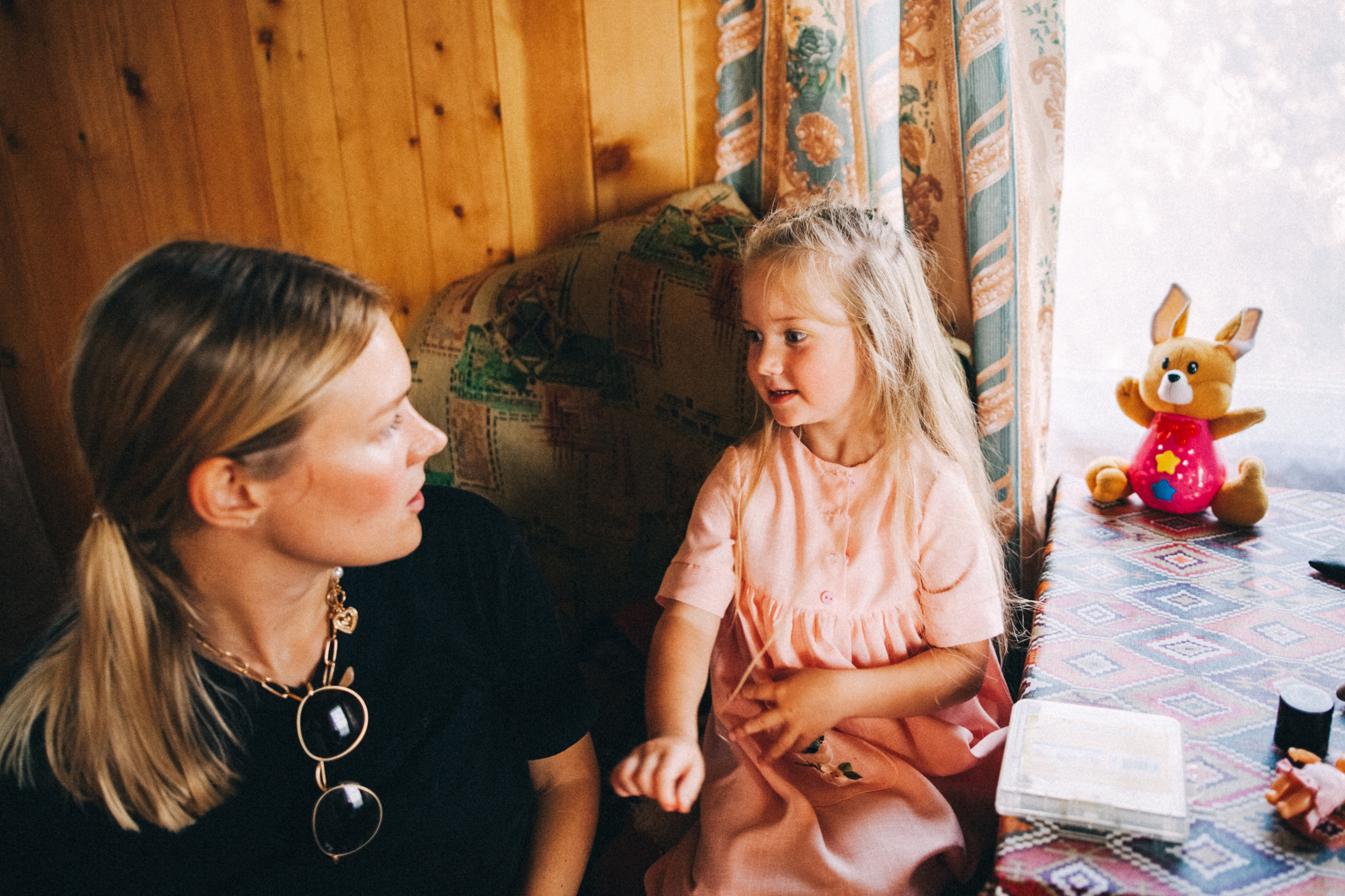 Ульяше 5 лет. Дачный деньрожденский день. Семейный фотограф, фотограф родов, репортажей фотограф в Санкт-Петербу