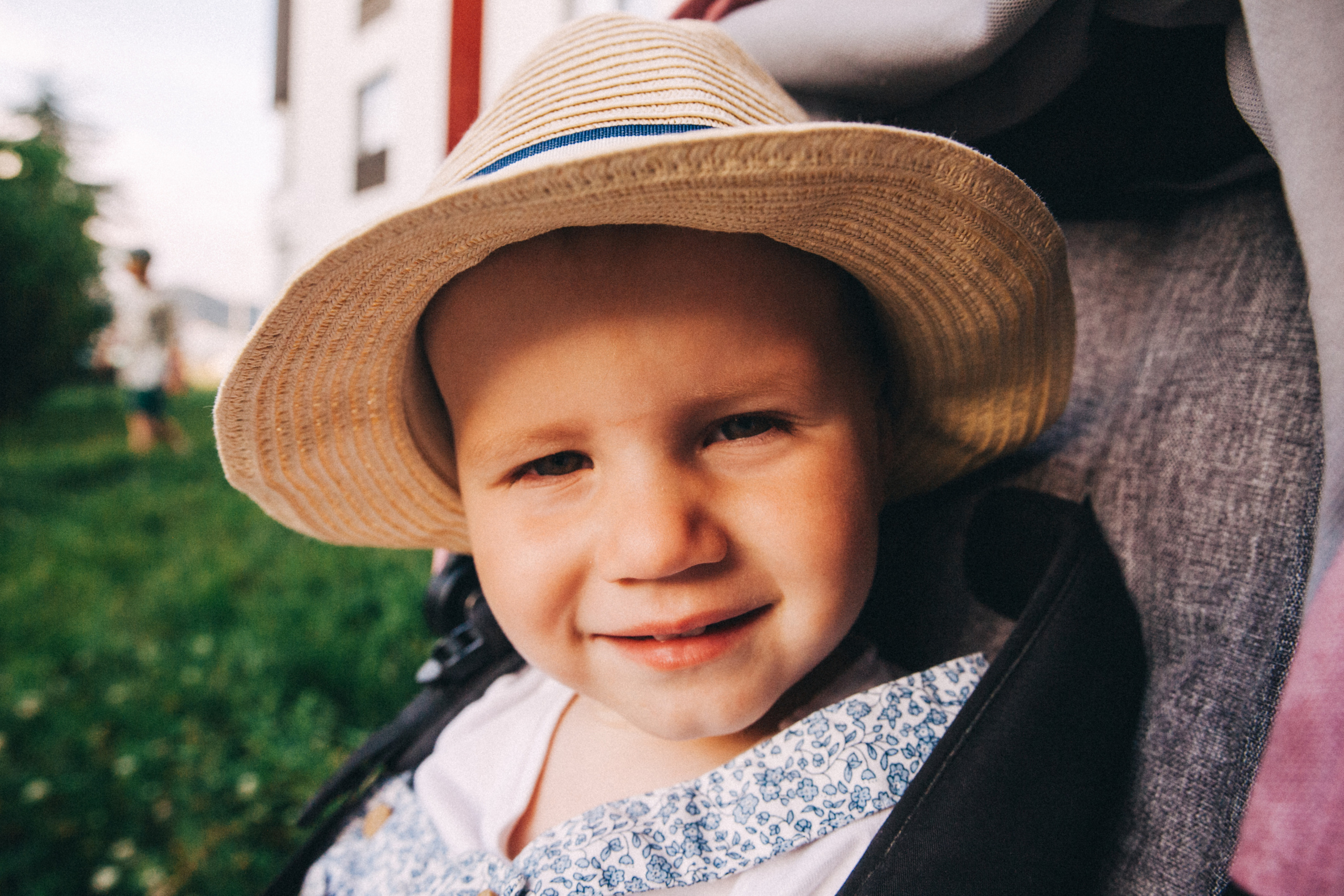 Вася, Маша, Соня. Отпуск в Адлере. Семейный фотограф, фотограф родов, репортажей фотограф в Санкт-Петербу