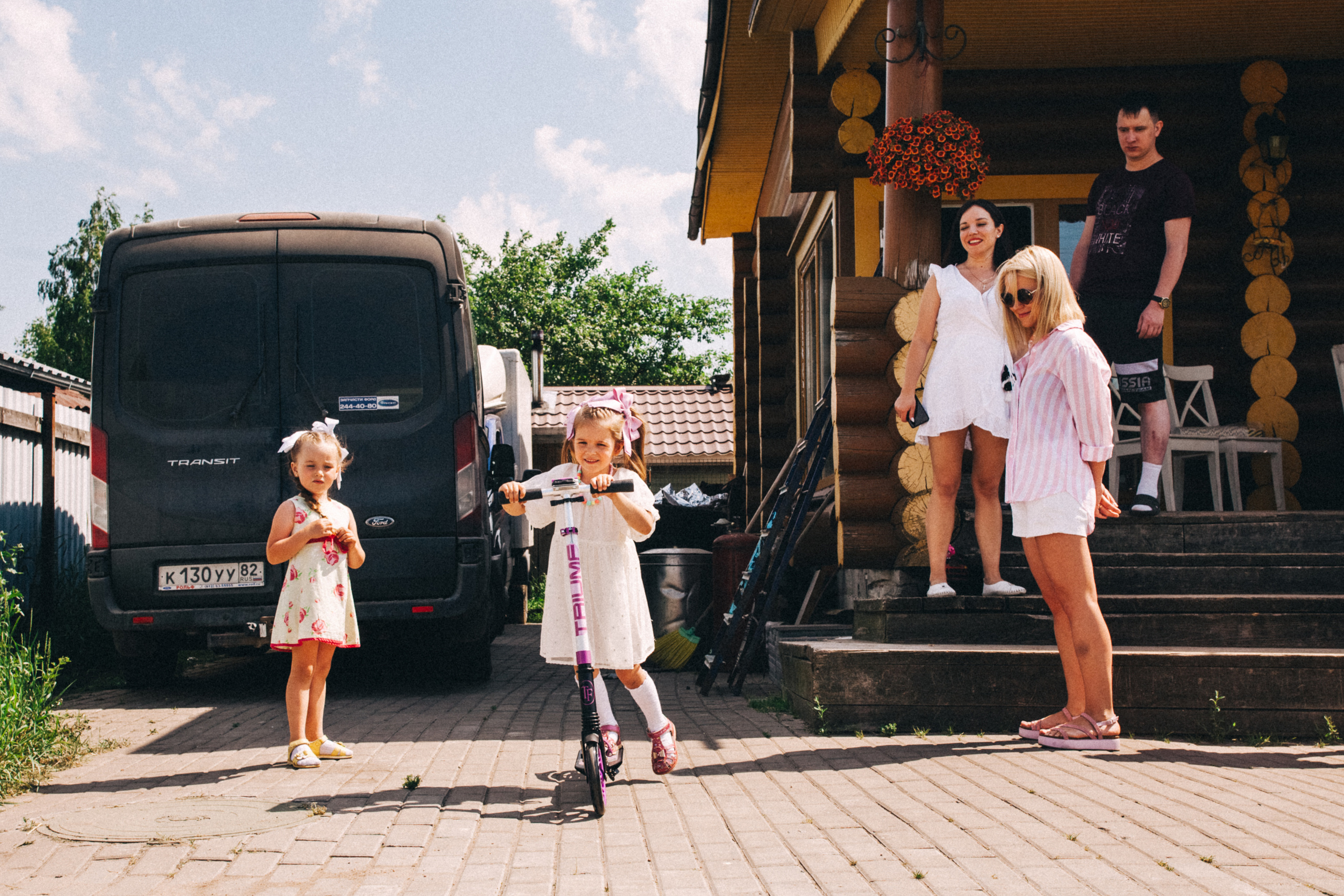 Есении 5 лет. ДР на даче. Семейный фотограф, фотограф родов, репортажей фотограф в Санкт-Петербу