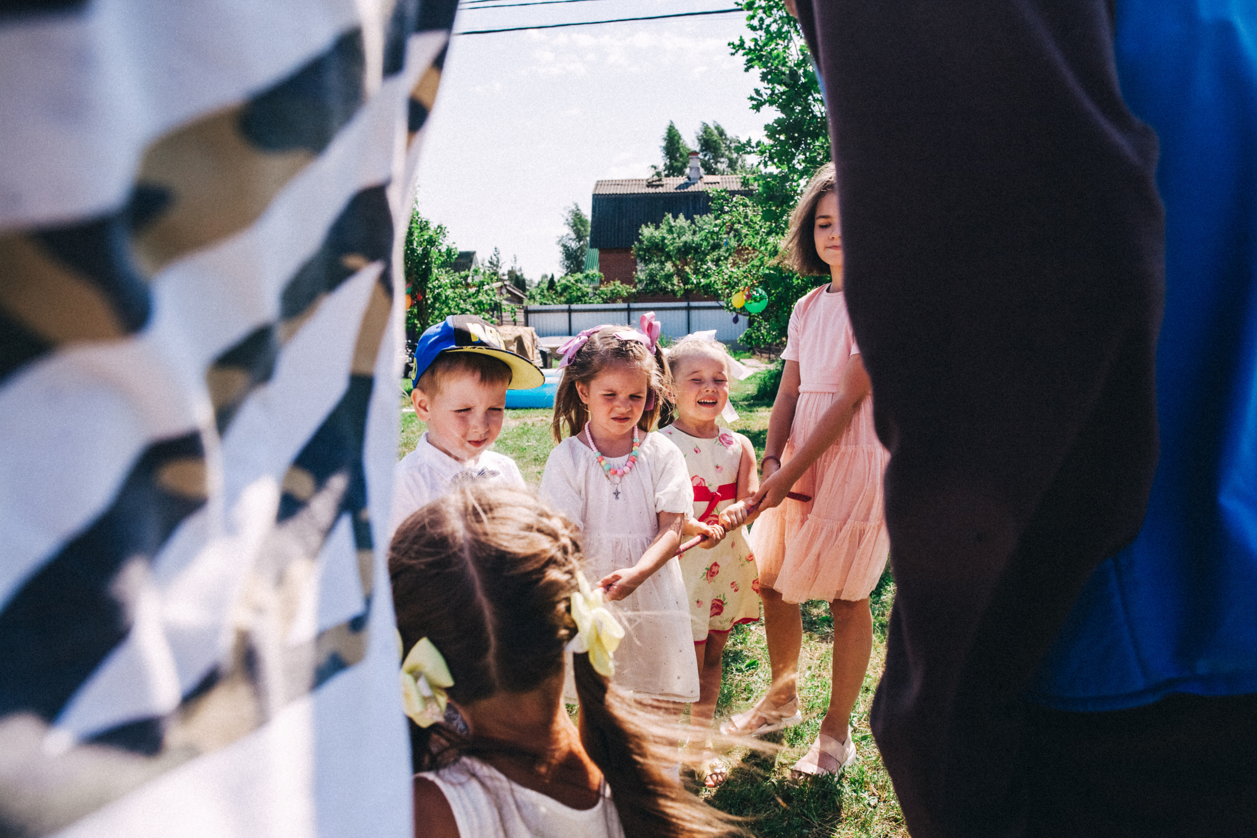 Есении 5 лет. ДР на даче. Семейный фотограф, фотограф родов, репортажей фотограф в Санкт-Петербу