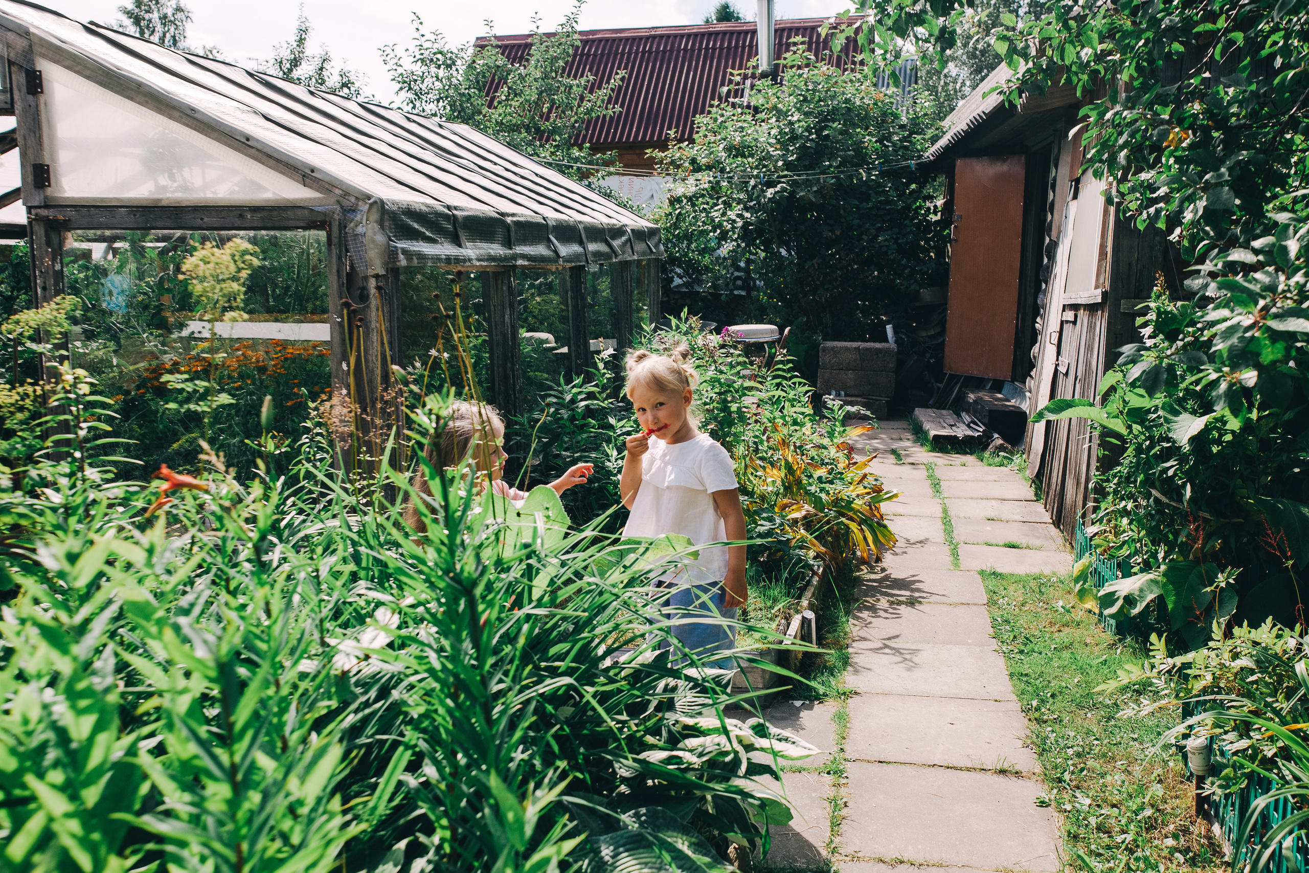 Ульяше 5 лет. Дачный деньрожденский день. Семейный фотограф, фотограф родов, репортажей фотограф в Санкт-Петербу