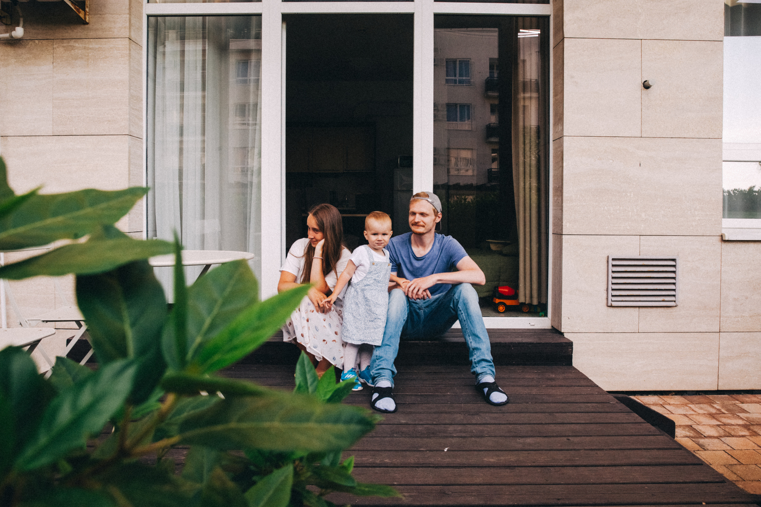 Вася, Маша, Соня. Отпуск в Адлере. Семейный фотограф, фотограф родов, репортажей фотограф в Санкт-Петербу