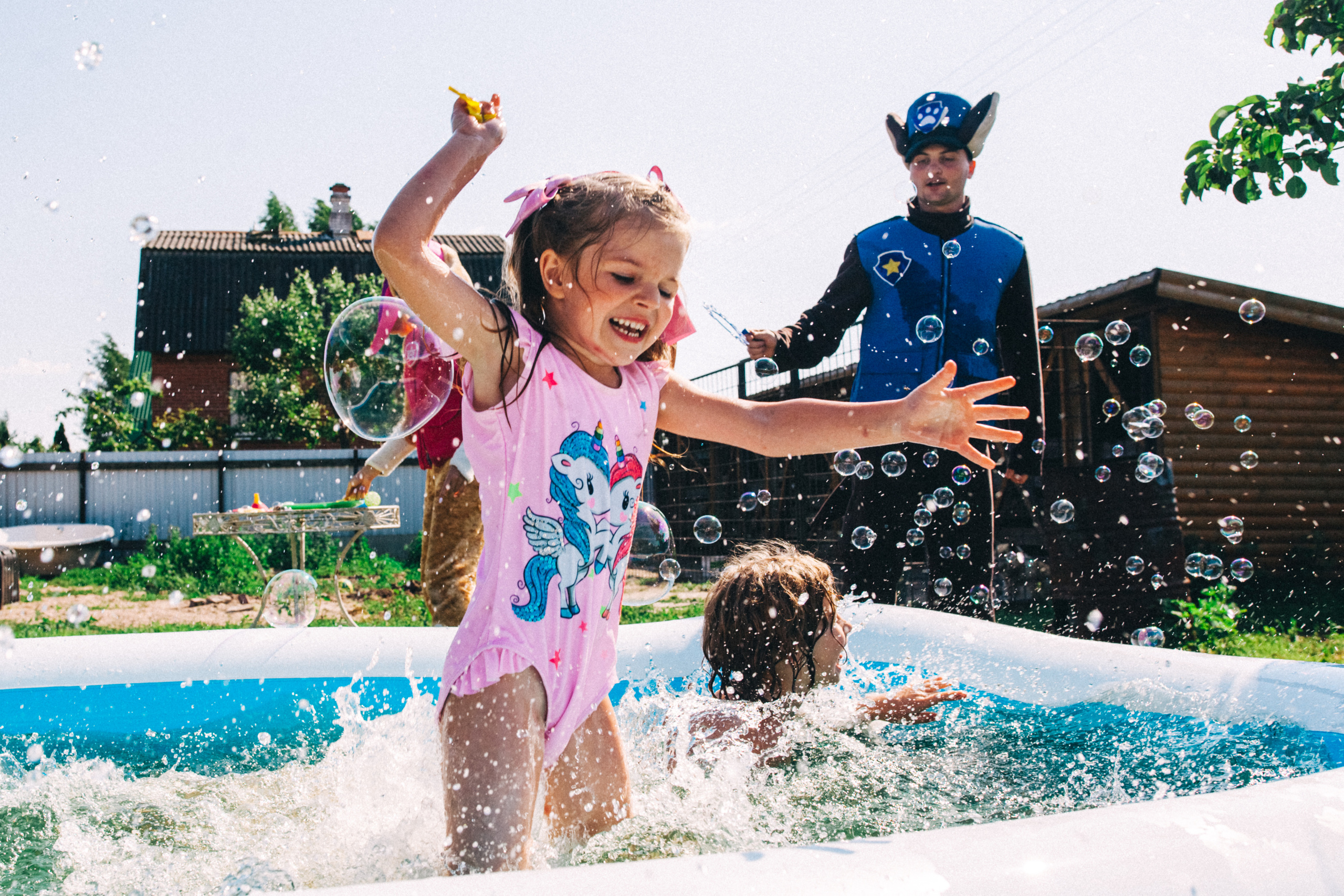 Есении 5 лет. ДР на даче. Семейный фотограф, фотограф родов, репортажей фотограф в Санкт-Петербу