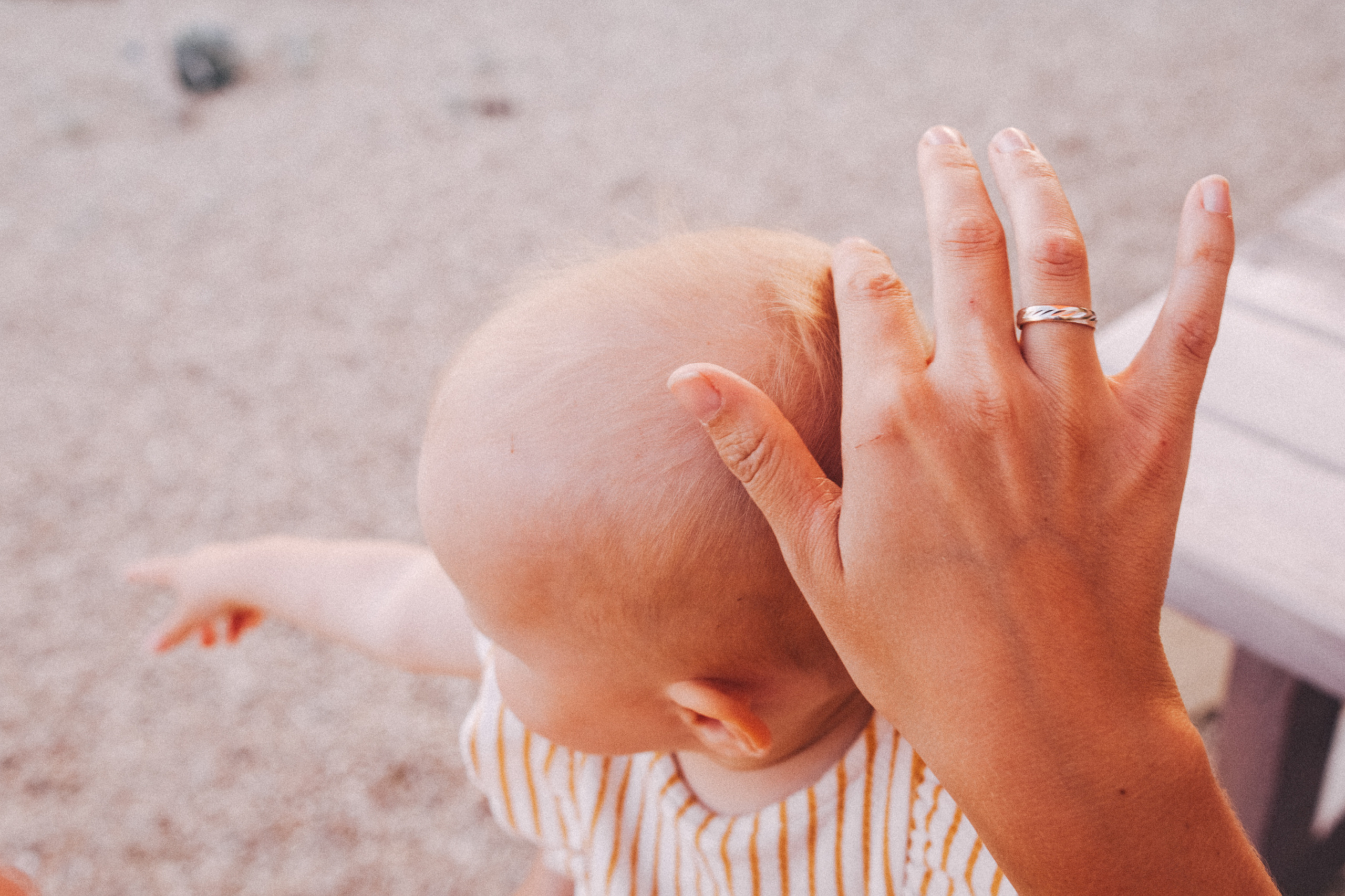 Маша и Соня. Отпуск в Крыму. Семейный фотограф, фотограф родов, репортажей фотограф в Санкт-Петербу