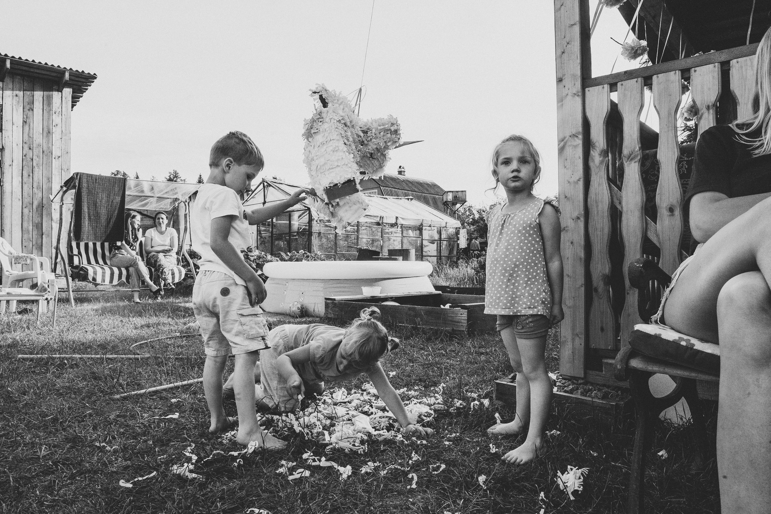 Ульяше 5 лет. Дачный деньрожденский день. Семейный фотограф, фотограф родов, репортажей фотограф в Санкт-Петербу