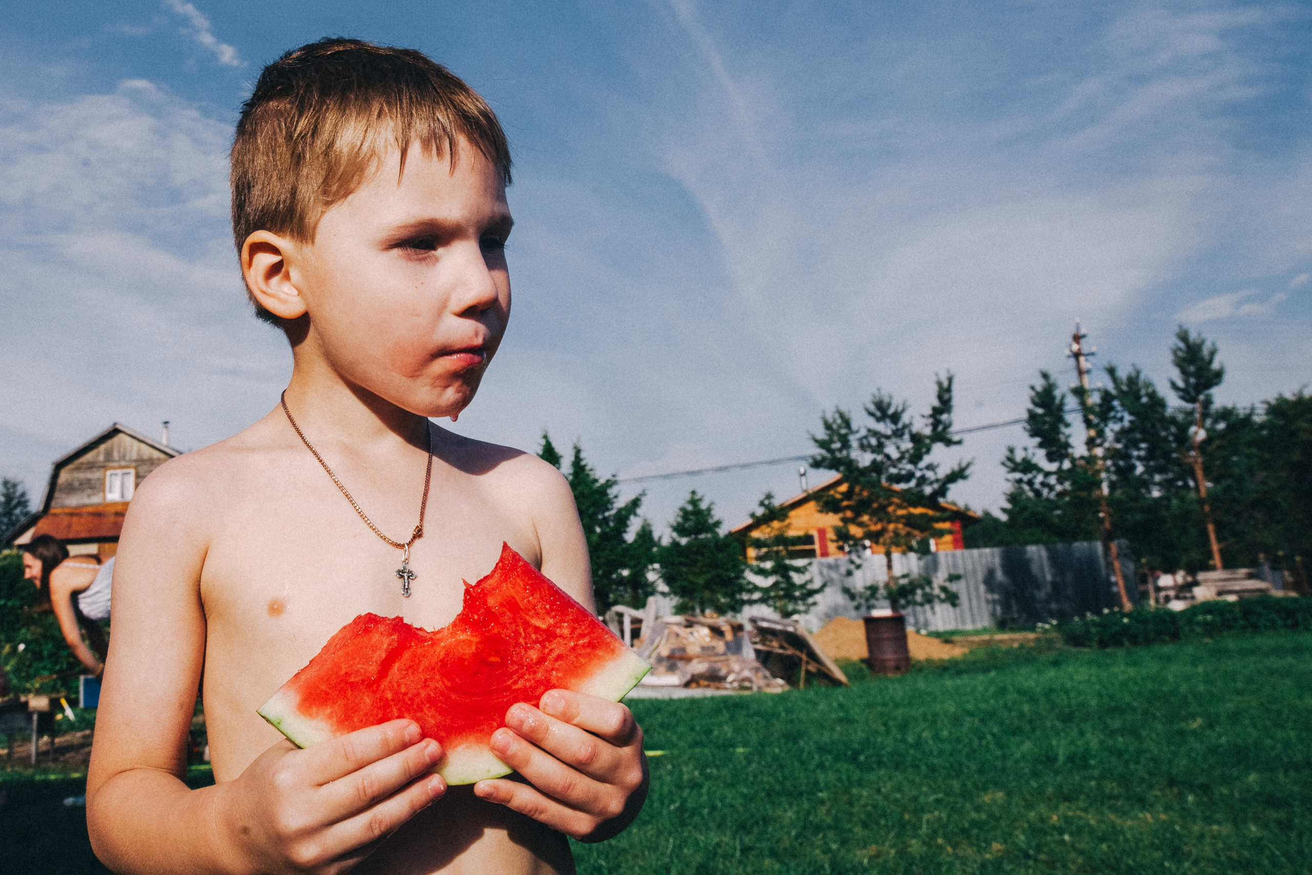 Ульяше 5 лет. Дачный деньрожденский день. Семейный фотограф, фотограф родов, репортажей фотограф в Санкт-Петербу