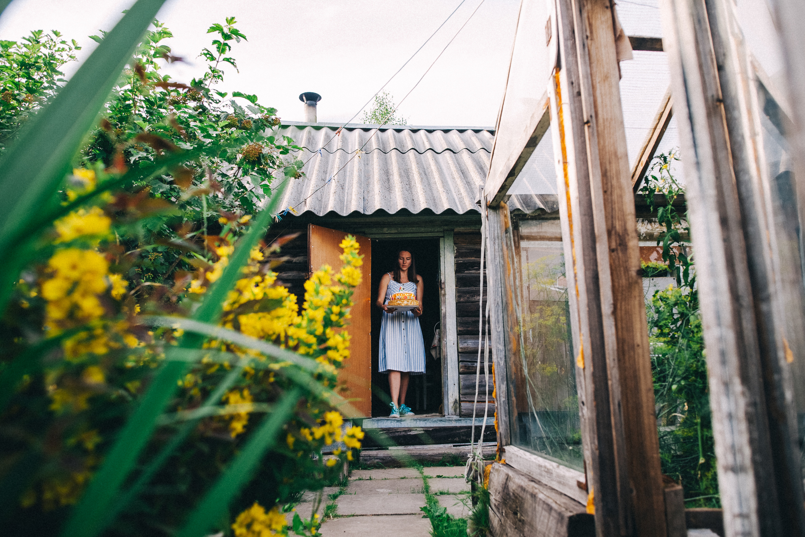 Ульяше 5 лет. Дачный деньрожденский день. Семейный фотограф, фотограф родов, репортажей фотограф в Санкт-Петербу