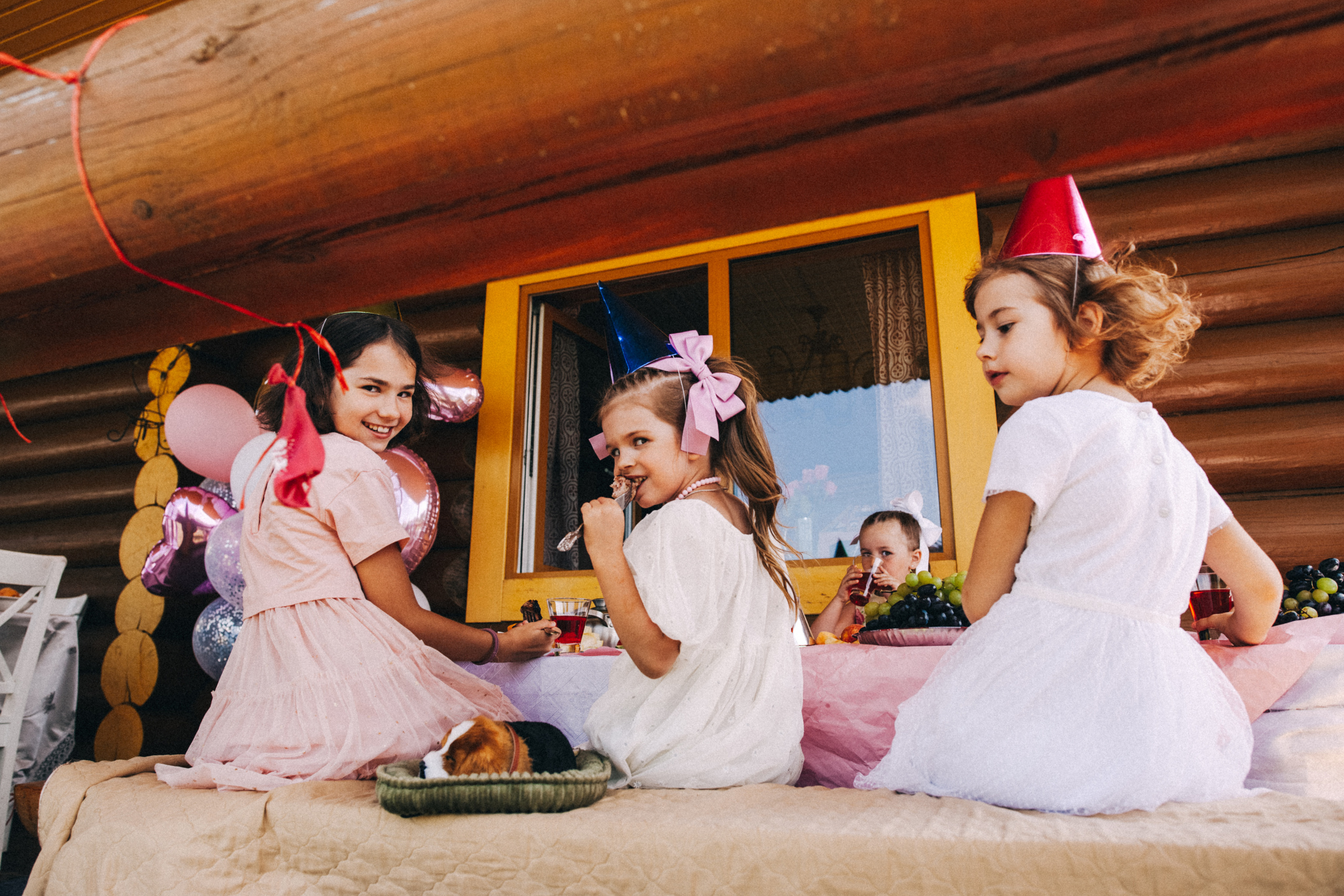 Есении 5 лет. ДР на даче. Семейный фотограф, фотограф родов, репортажей фотограф в Санкт-Петербу