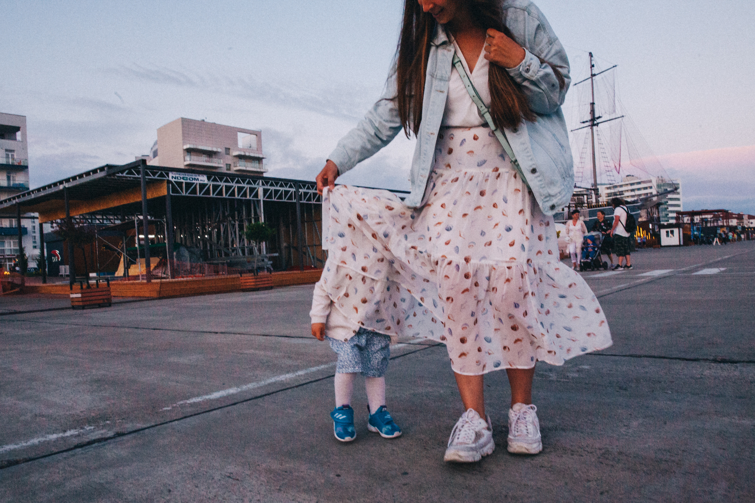 Вася, Маша, Соня. Отпуск в Адлере. Семейный фотограф, фотограф родов, репортажей фотограф в Санкт-Петербу