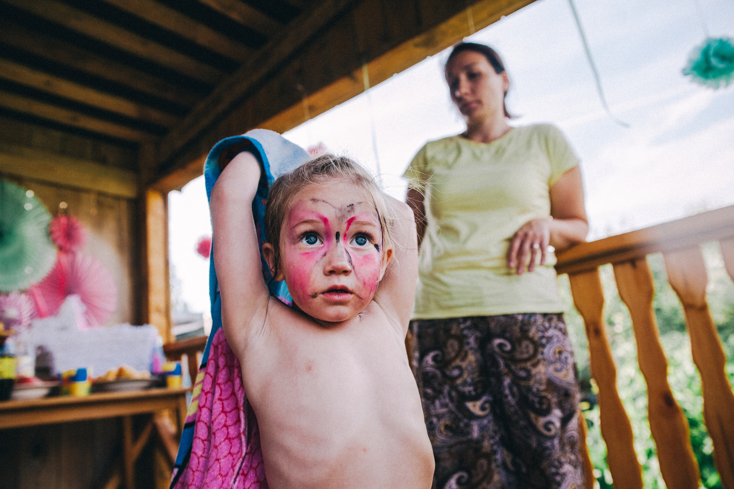 Ульяше 5 лет. Дачный деньрожденский день. Семейный фотограф, фотограф родов, репортажей фотограф в Санкт-Петербу