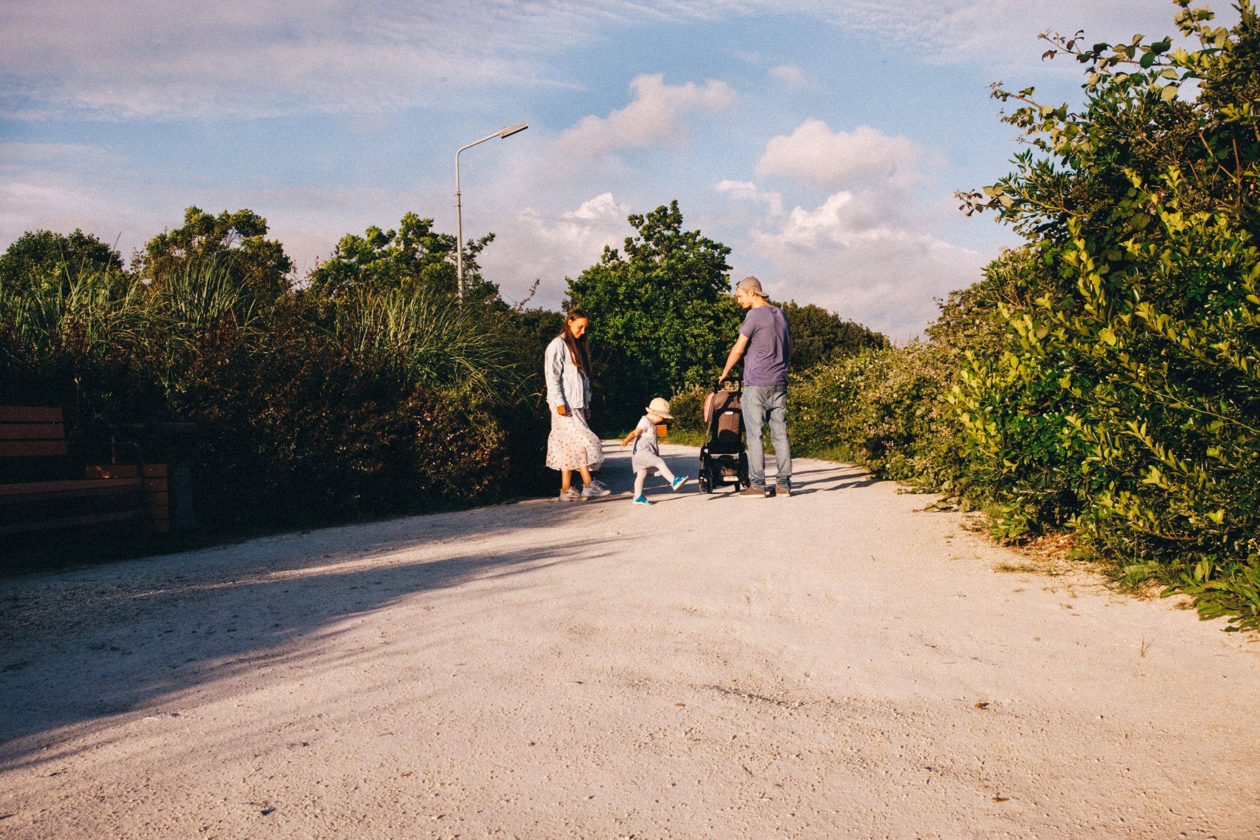 Вася, Маша, Соня. Отпуск в Адлере. Семейный фотограф, фотограф родов, репортажей фотограф в Санкт-Петербу