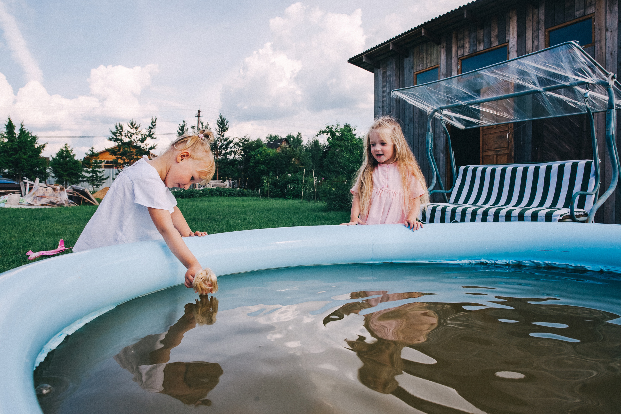 Ульяше 5 лет. Дачный деньрожденский день. Семейный фотограф, фотограф родов, репортажей фотограф в Санкт-Петербу