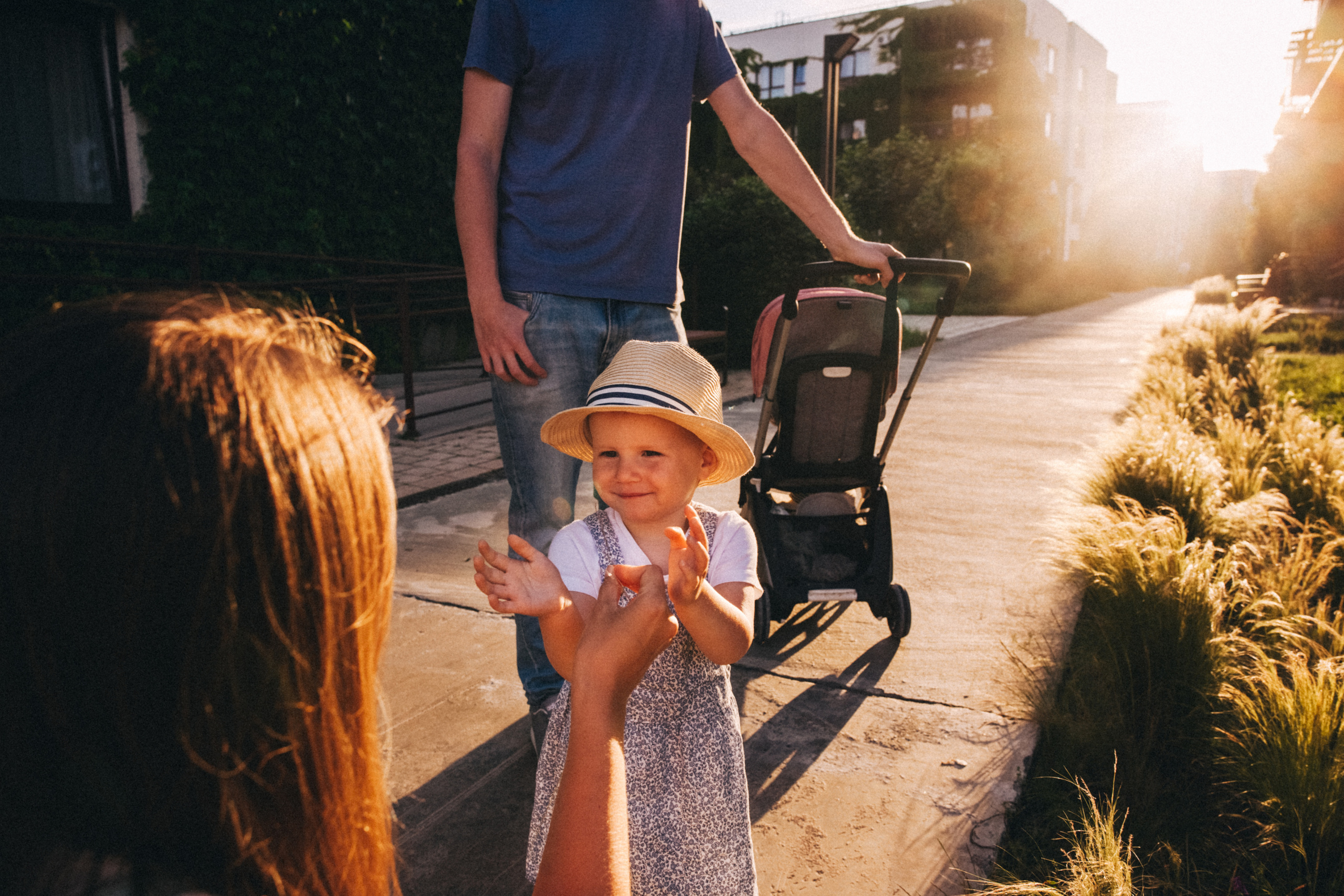 Вася, Маша, Соня. Отпуск в Адлере. Семейный фотограф, фотограф родов, репортажей фотограф в Санкт-Петербу