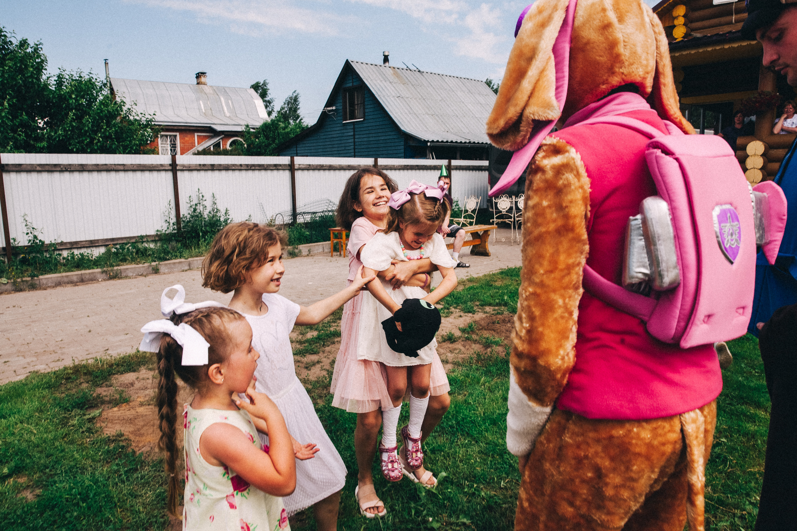 Есении 5 лет. ДР на даче. Семейный фотограф, фотограф родов, репортажей фотограф в Санкт-Петербу