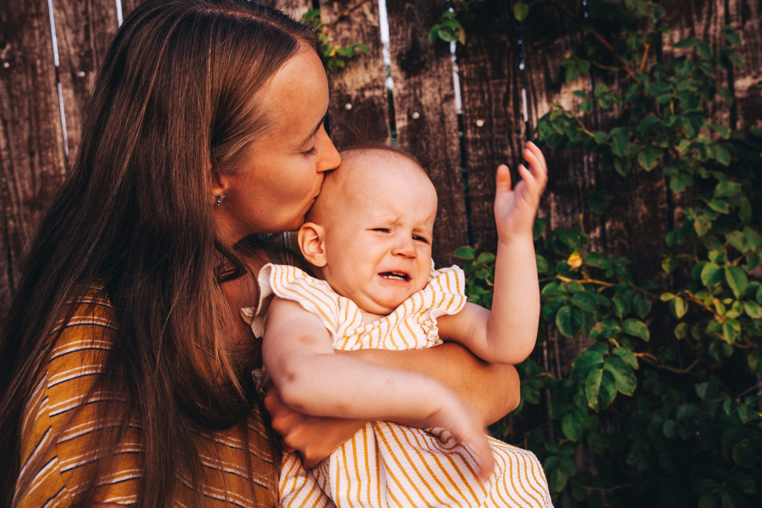 Маша и Соня. Отпуск в Крыму. Семейный фотограф, фотограф родов, репортажей фотограф в Санкт-Петербу