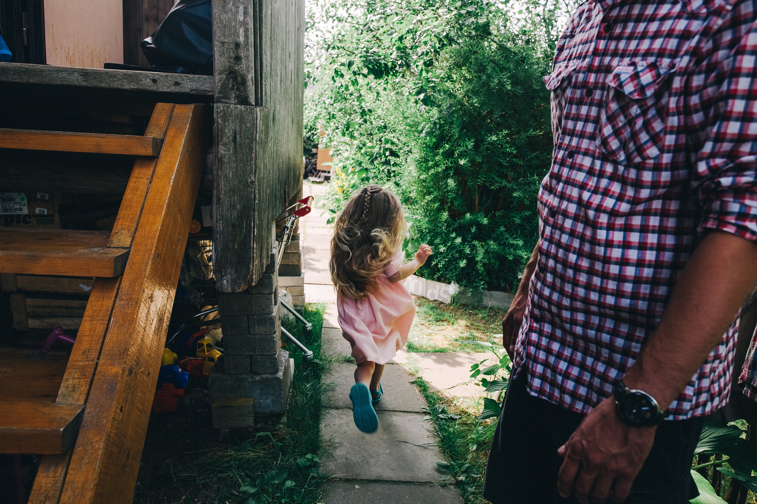 Ульяше 5 лет. Дачный деньрожденский день. Семейный фотограф, фотограф родов, репортажей фотограф в Санкт-Петербу
