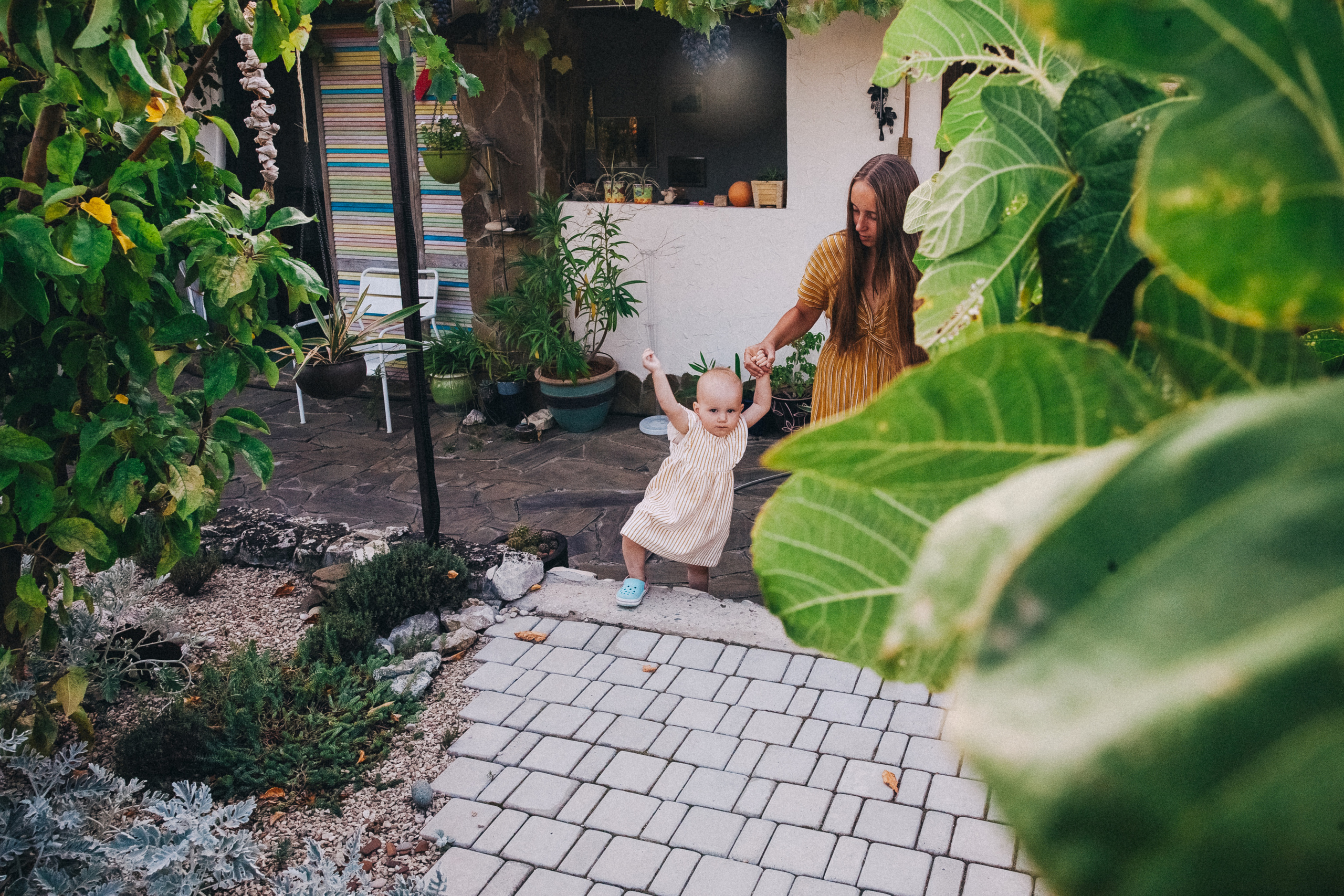 Маша и Соня. Отпуск в Крыму. Семейный фотограф, фотограф родов, репортажей фотограф в Санкт-Петербу