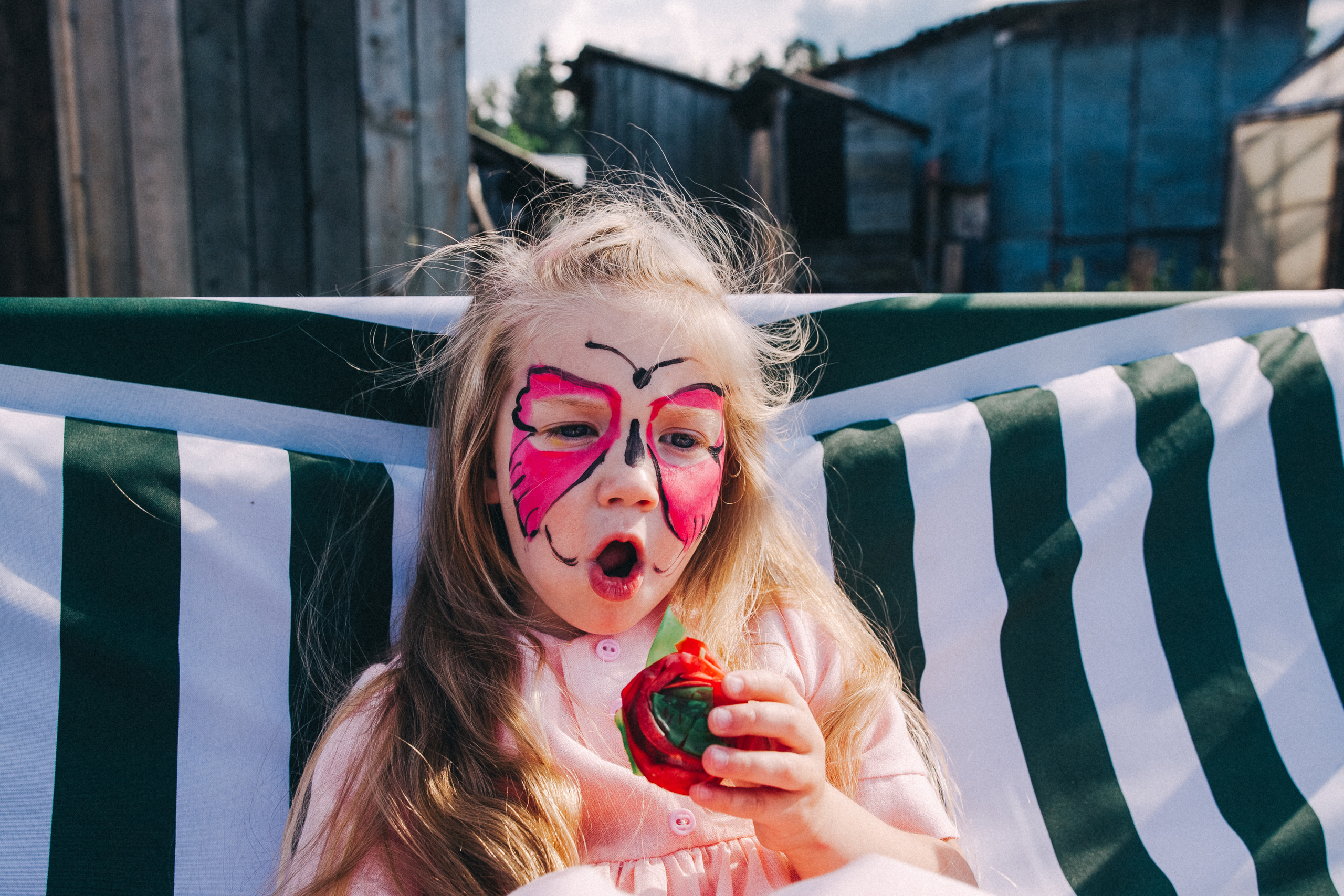 Ульяше 5 лет. Дачный деньрожденский день. Семейный фотограф, фотограф родов, репортажей фотограф в Санкт-Петербу
