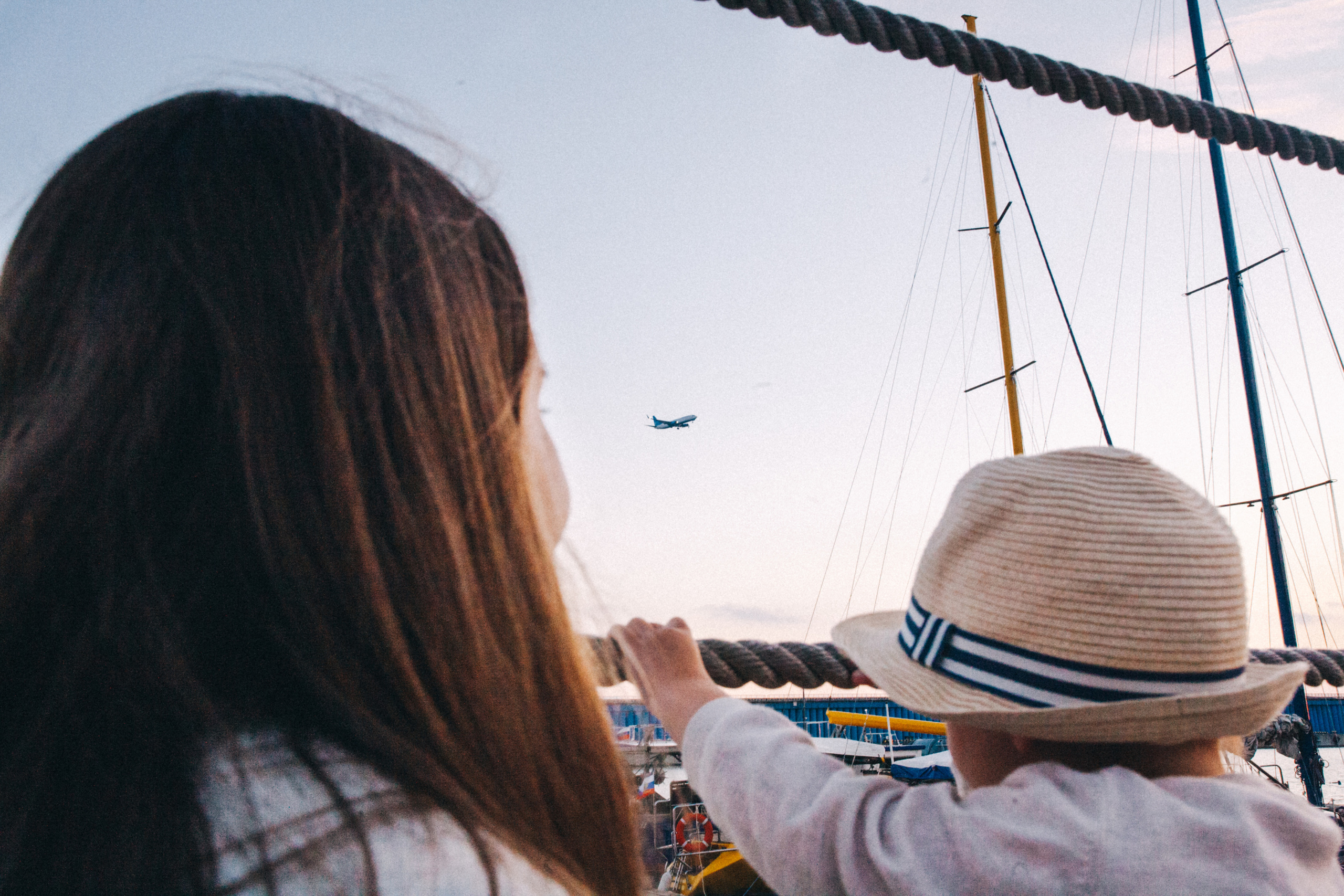 Вася, Маша, Соня. Отпуск в Адлере. Семейный фотограф, фотограф родов, репортажей фотограф в Санкт-Петербу