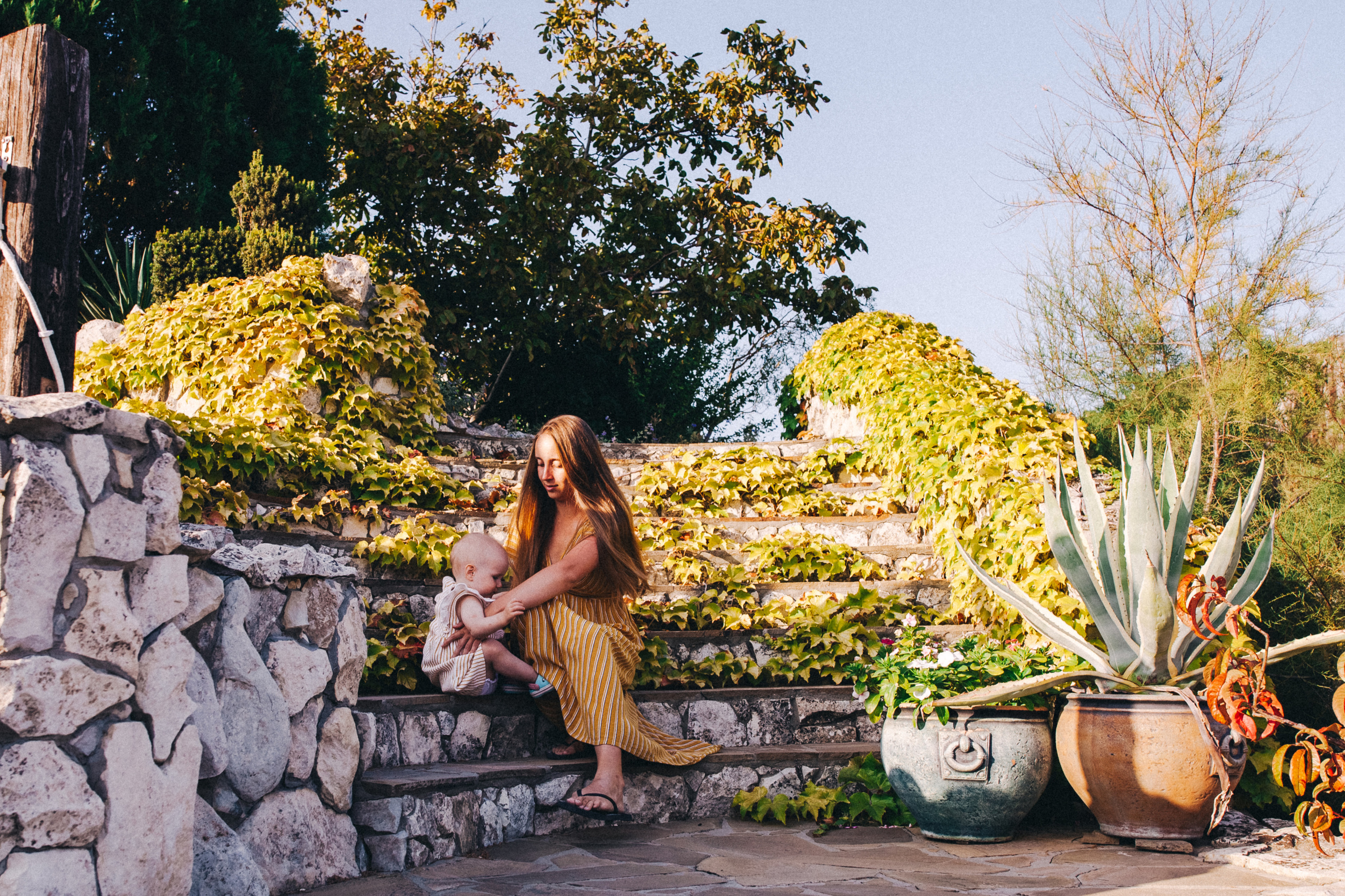 Маша и Соня. Отпуск в Крыму. Семейный фотограф, фотограф родов, репортажей фотограф в Санкт-Петербу