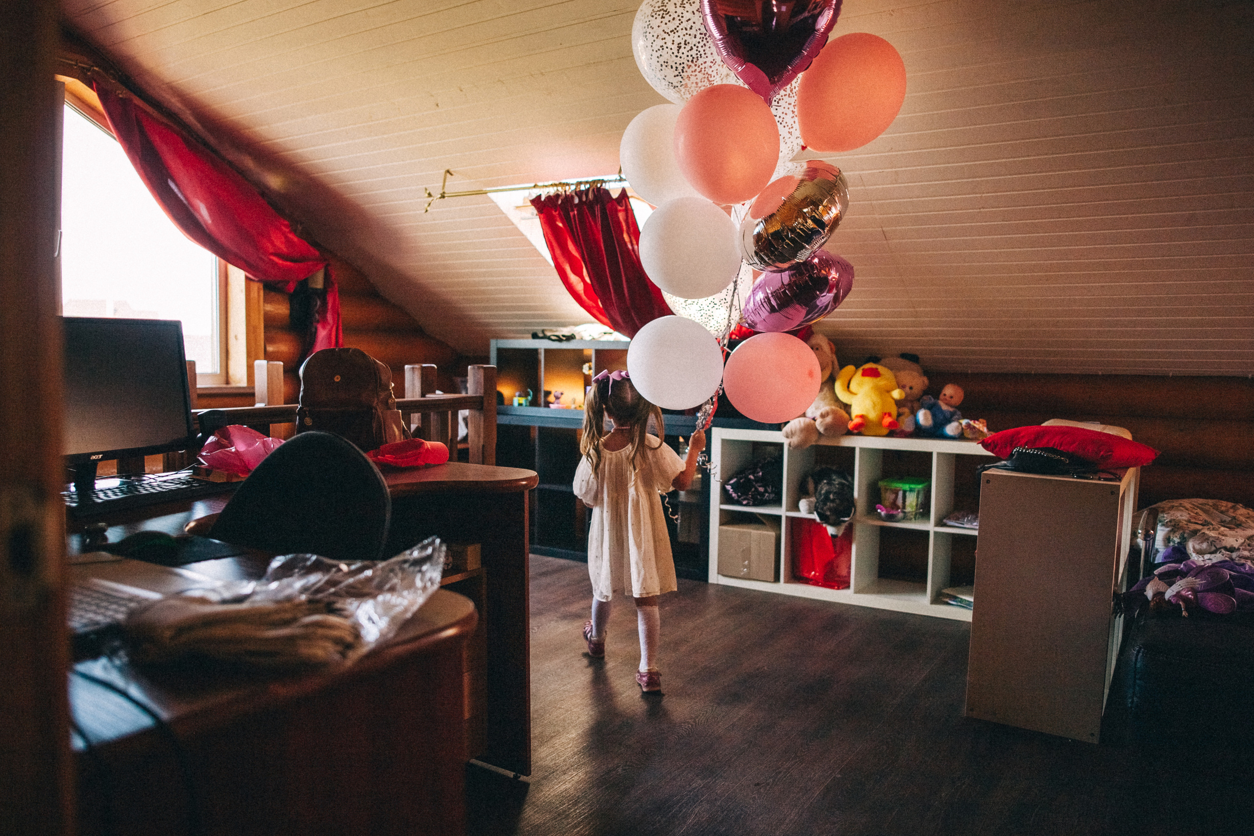 Есении 5 лет. ДР на даче. Семейный фотограф, фотограф родов, репортажей фотограф в Санкт-Петербу