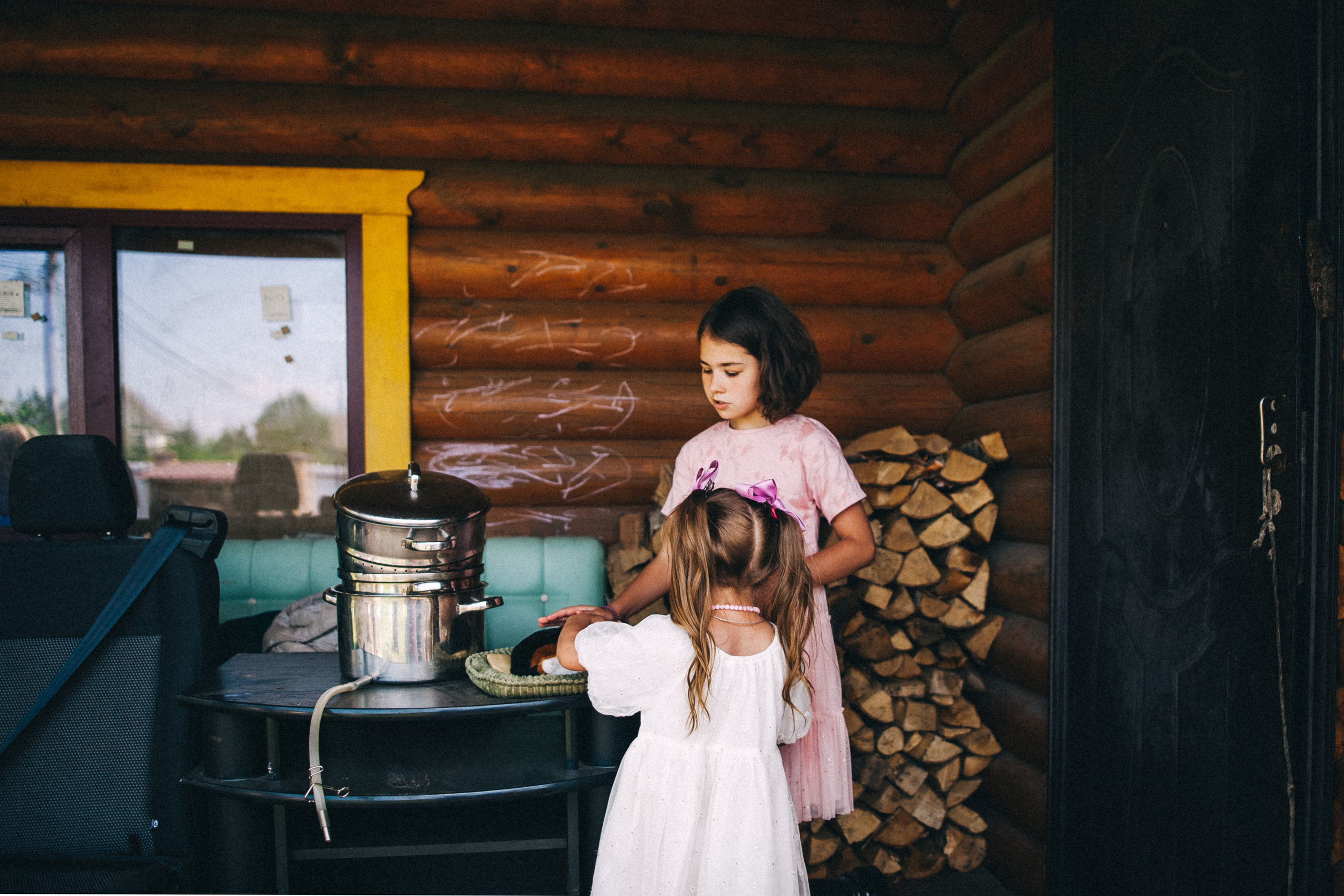 Есении 5 лет. ДР на даче. Семейный фотограф, фотограф родов, репортажей фотограф в Санкт-Петербу