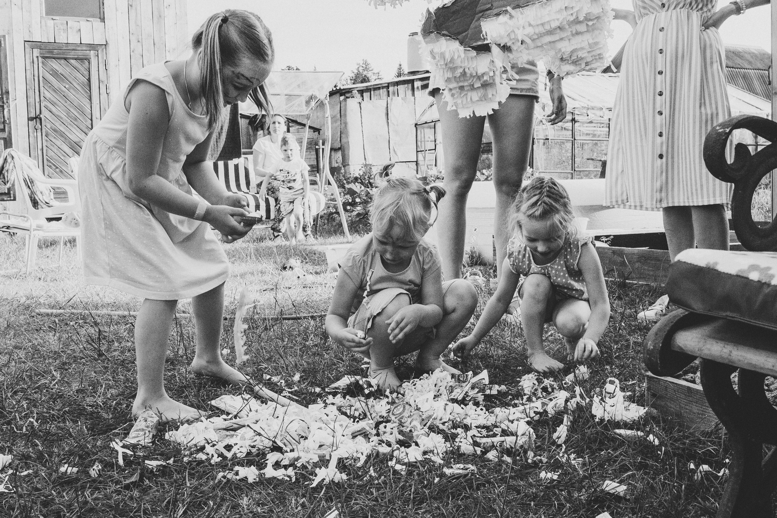 Ульяше 5 лет. Дачный деньрожденский день. Семейный фотограф, фотограф родов, репортажей фотограф в Санкт-Петербу