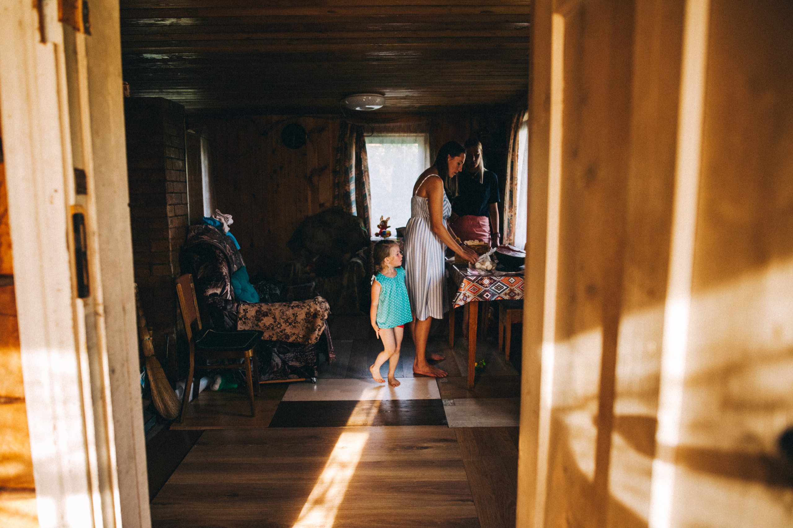 Ульяше 5 лет. Дачный деньрожденский день. Семейный фотограф, фотограф родов, репортажей фотограф в Санкт-Петербу