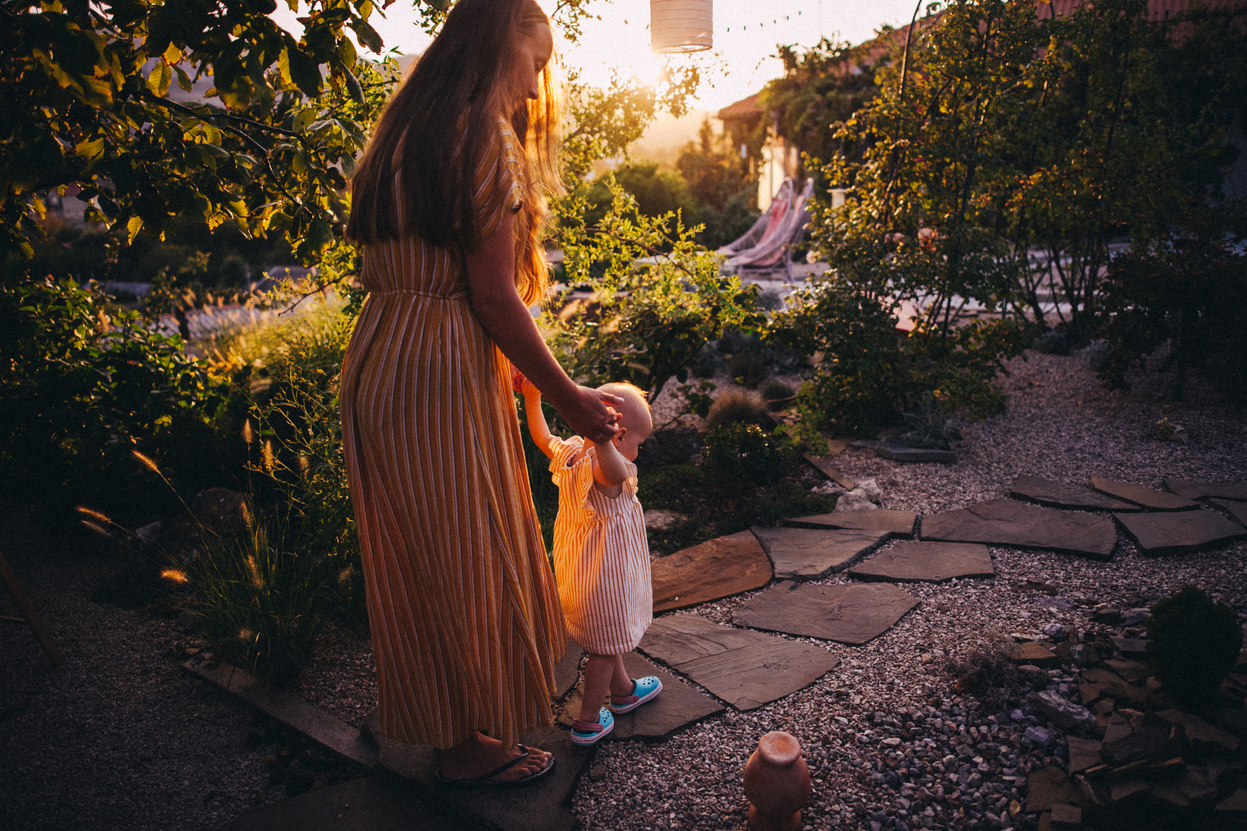 Маша и Соня. Отпуск в Крыму. Семейный фотограф, фотограф родов, репортажей фотограф в Санкт-Петербу