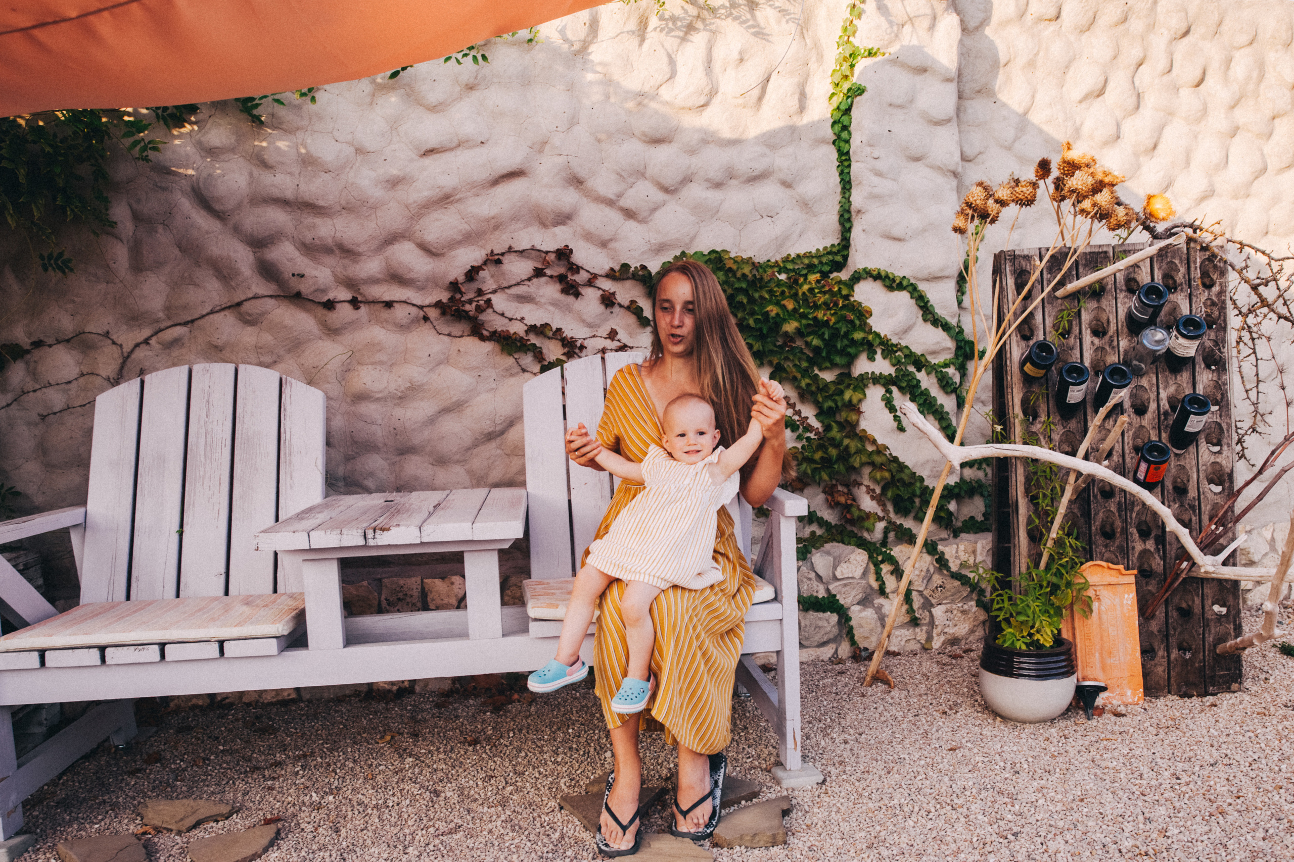 Маша и Соня. Отпуск в Крыму. Семейный фотограф, фотограф родов, репортажей фотограф в Санкт-Петербу