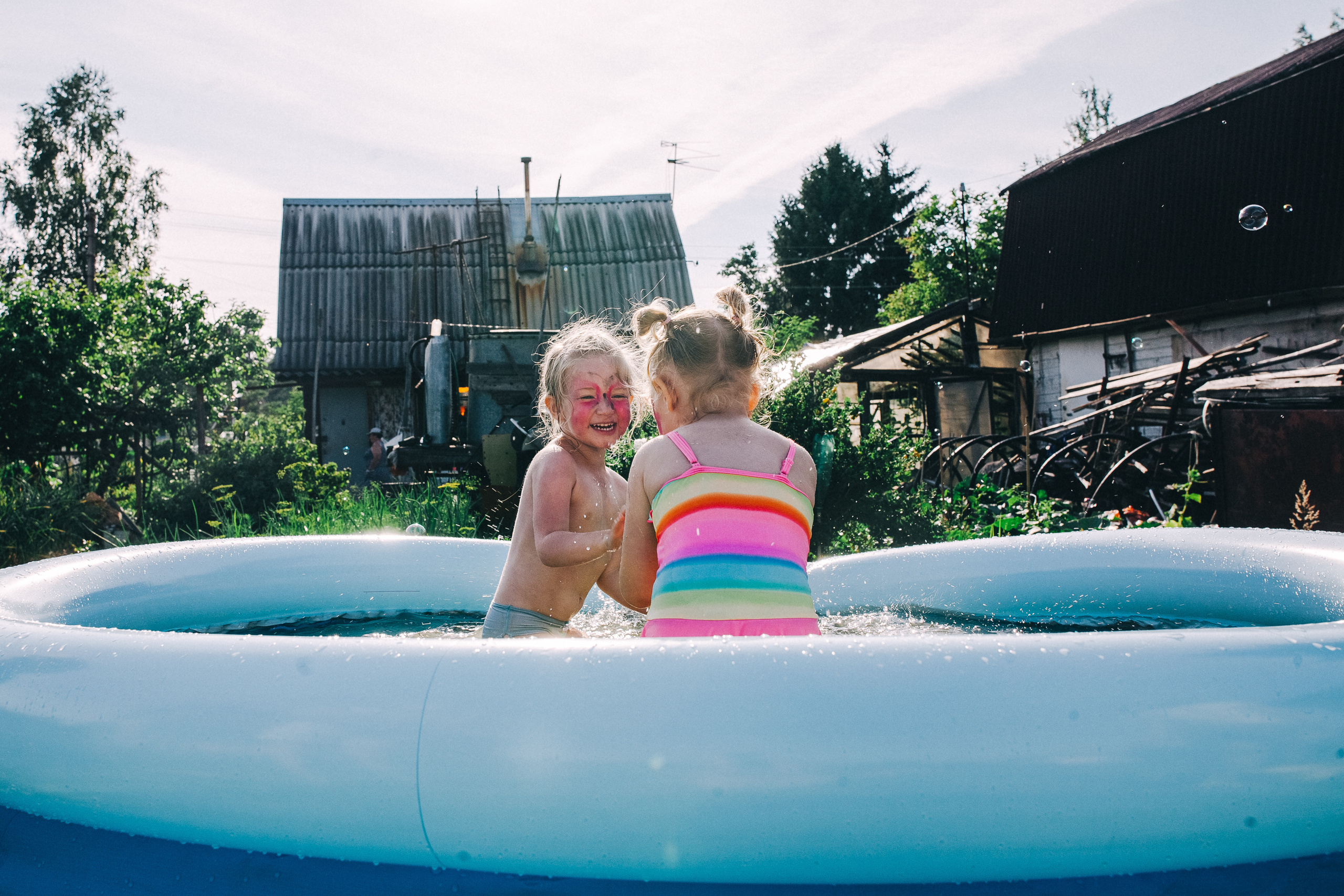 Ульяше 5 лет. Дачный деньрожденский день. Семейный фотограф, фотограф родов, репортажей фотограф в Санкт-Петербу