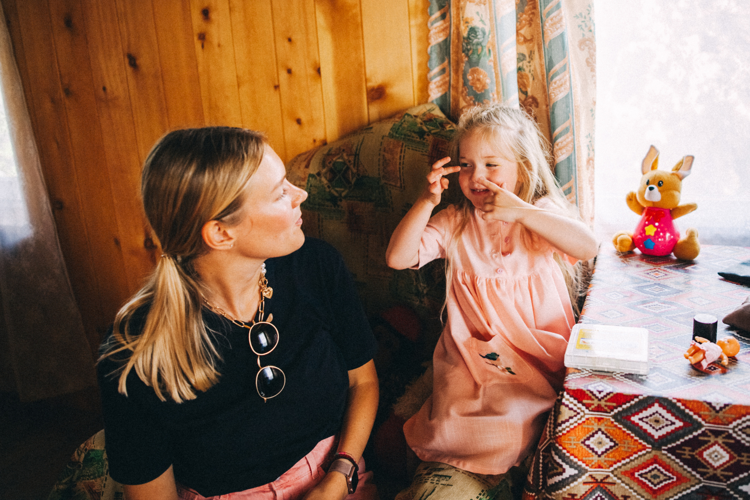 Ульяше 5 лет. Дачный деньрожденский день. Семейный фотограф, фотограф родов, репортажей фотограф в Санкт-Петербу