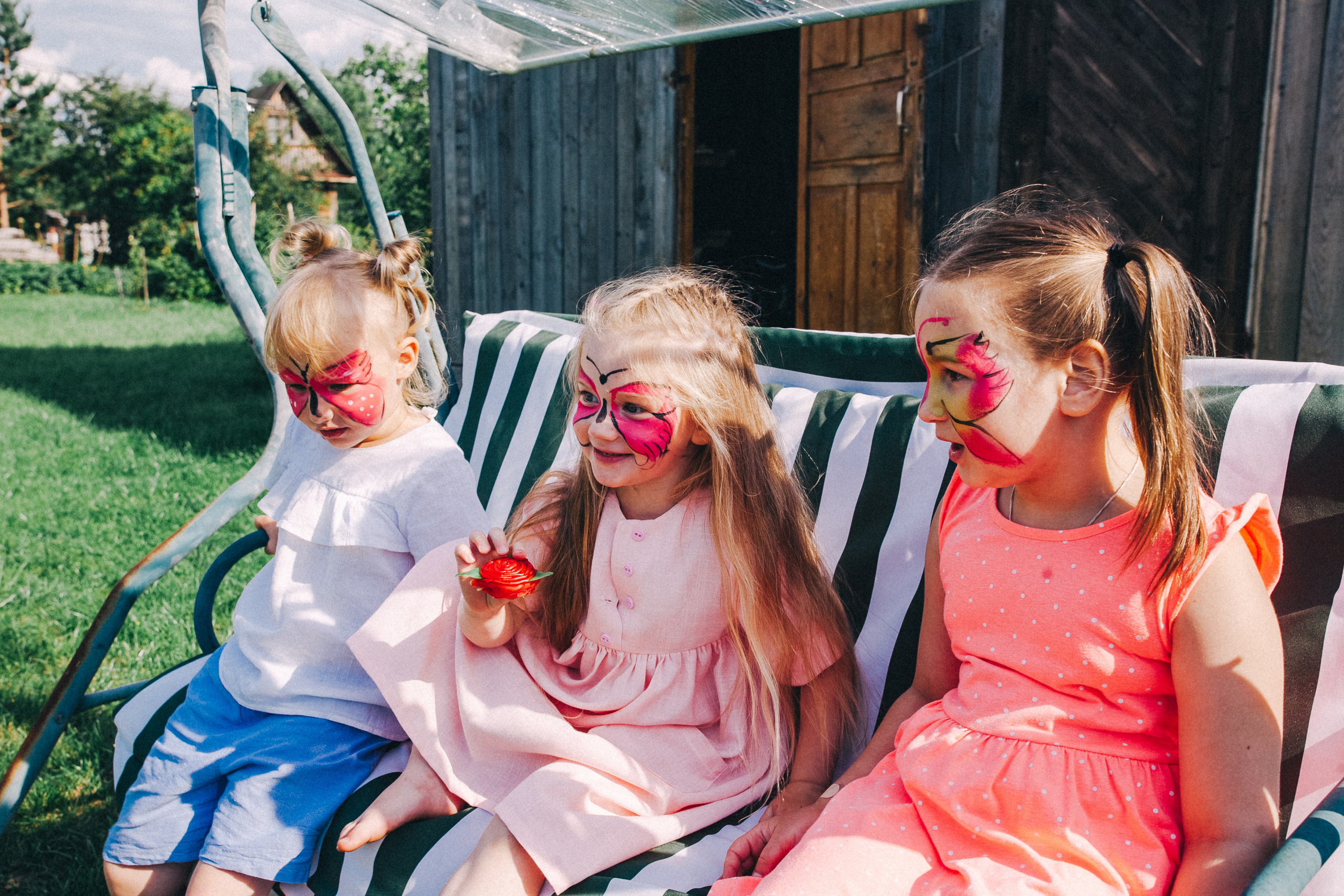 Ульяше 5 лет. Дачный деньрожденский день. Семейный фотограф, фотограф родов, репортажей фотограф в Санкт-Петербу