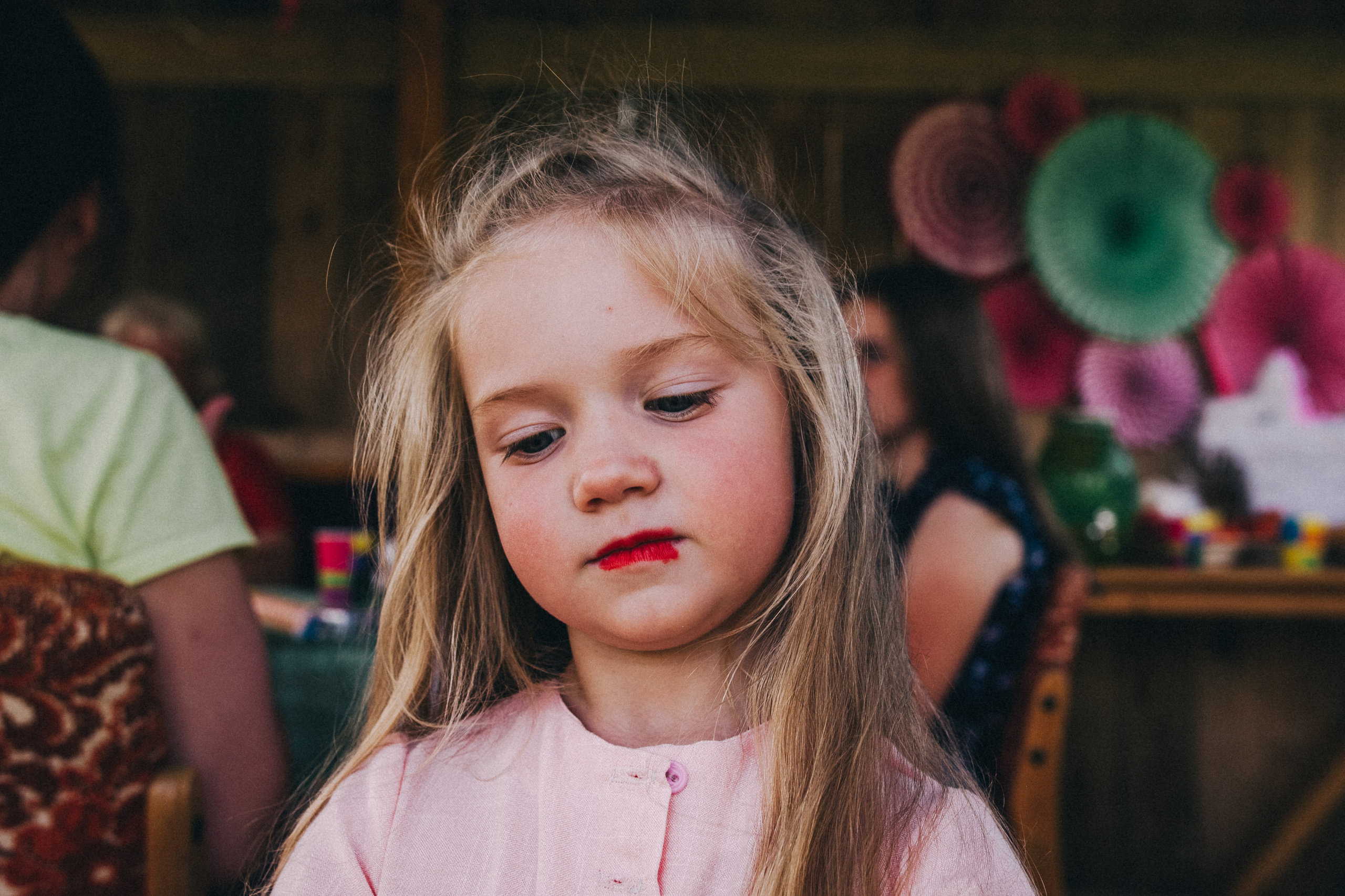 Ульяше 5 лет. Дачный деньрожденский день. Семейный фотограф, фотограф родов, репортажей фотограф в Санкт-Петербу