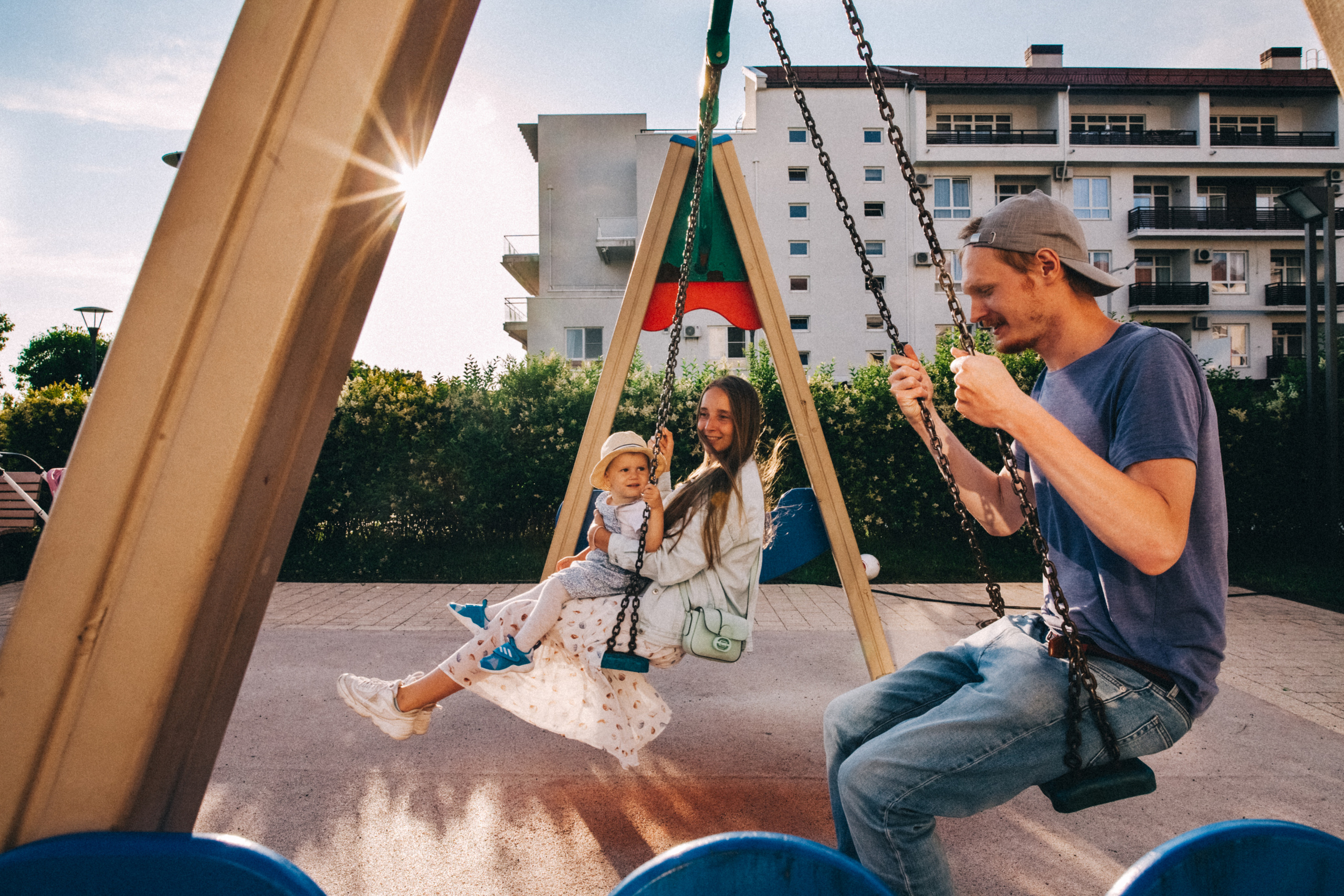 Вася, Маша, Соня. Отпуск в Адлере. Семейный фотограф, фотограф родов, репортажей фотограф в Санкт-Петербу