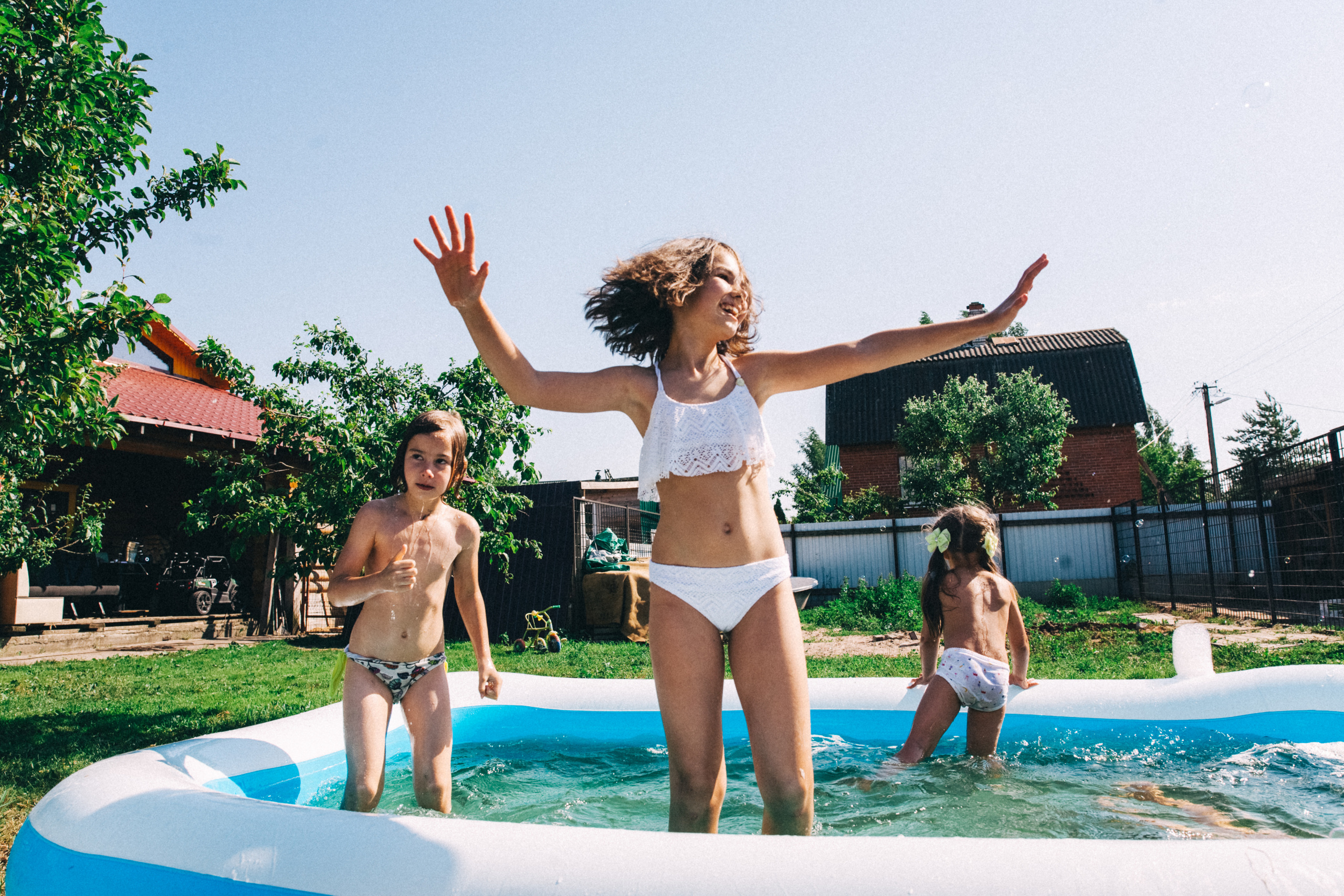 Есении 5 лет. ДР на даче. Семейный фотограф, фотограф родов, репортажей фотограф в Санкт-Петербу
