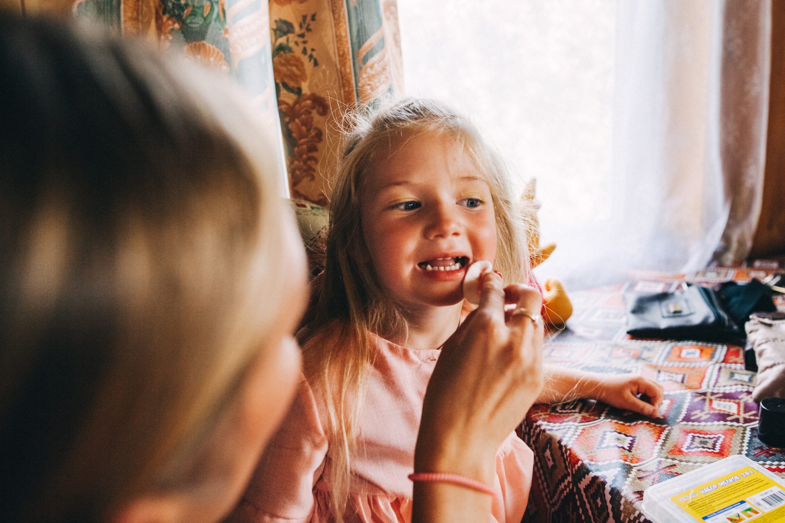 Ульяше 5 лет. Дачный деньрожденский день. Семейный фотограф, фотограф родов, репортажей фотограф в Санкт-Петербу