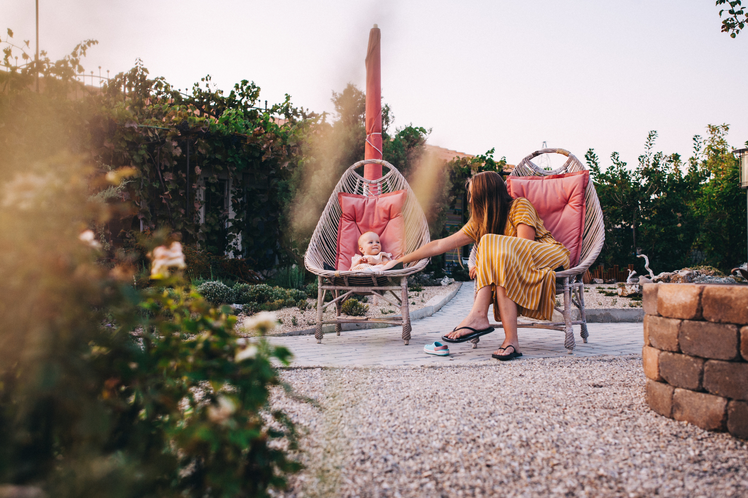Маша и Соня. Отпуск в Крыму. Семейный фотограф, фотограф родов, репортажей фотограф в Санкт-Петербу
