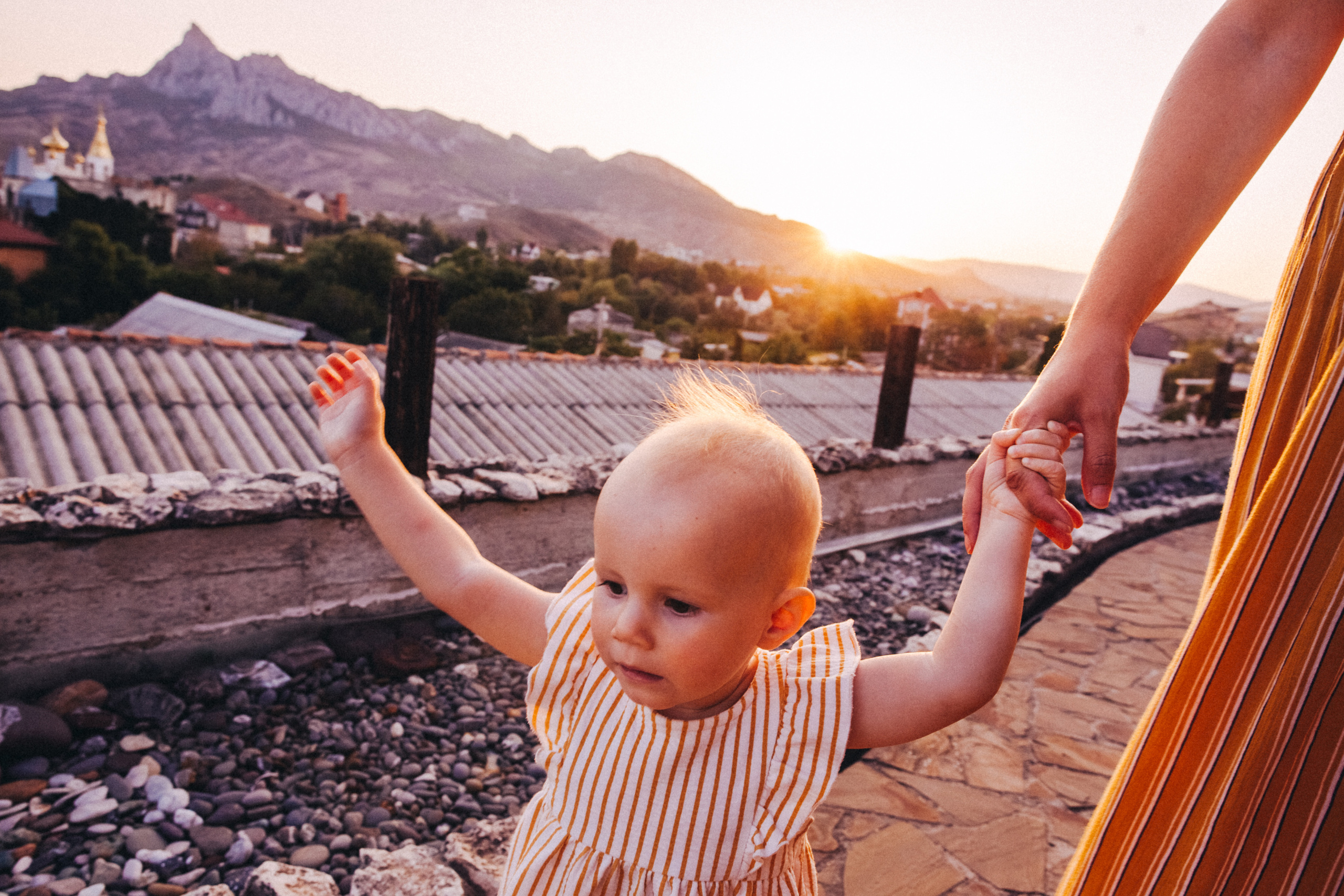 Маша и Соня. Отпуск в Крыму. Семейный фотограф, фотограф родов, репортажей фотограф в Санкт-Петербу